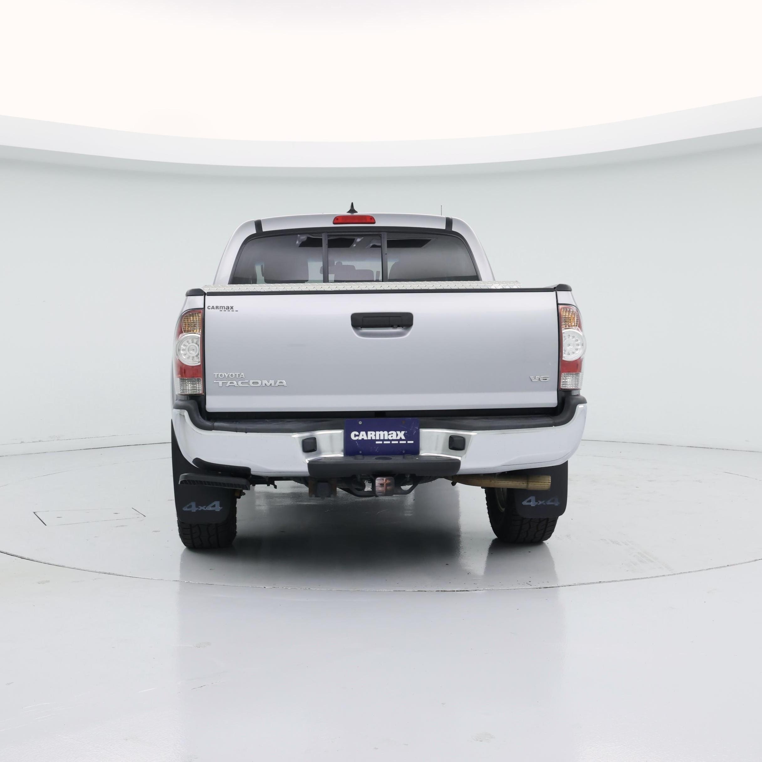 Thumbnail: 2015 Toyota Tacoma - 6