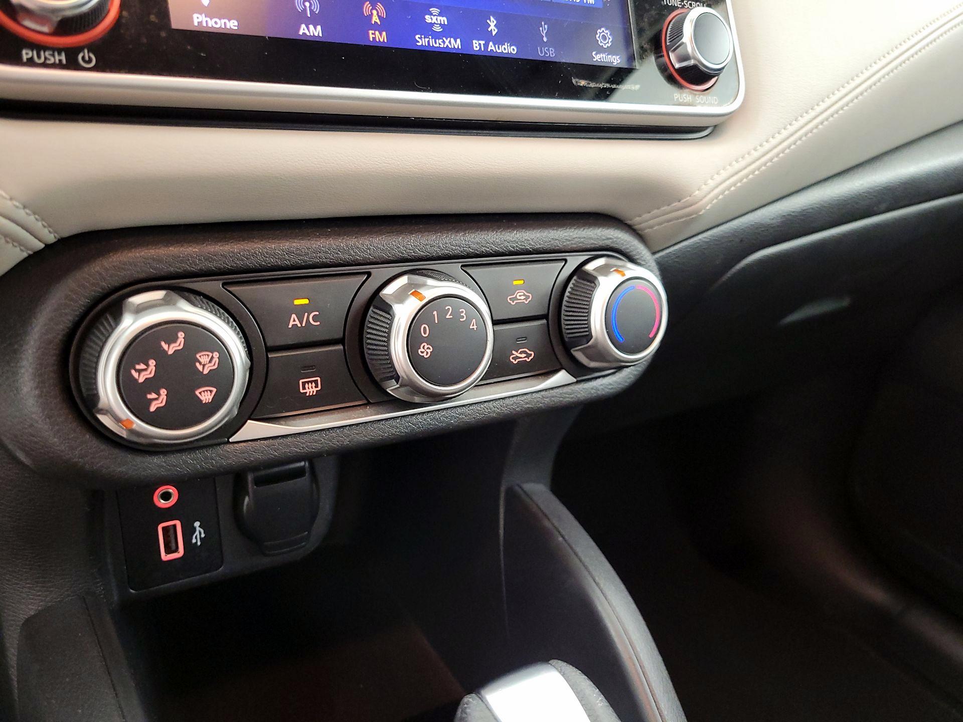 Thumbnail: 2020 Nissan Versa - 15