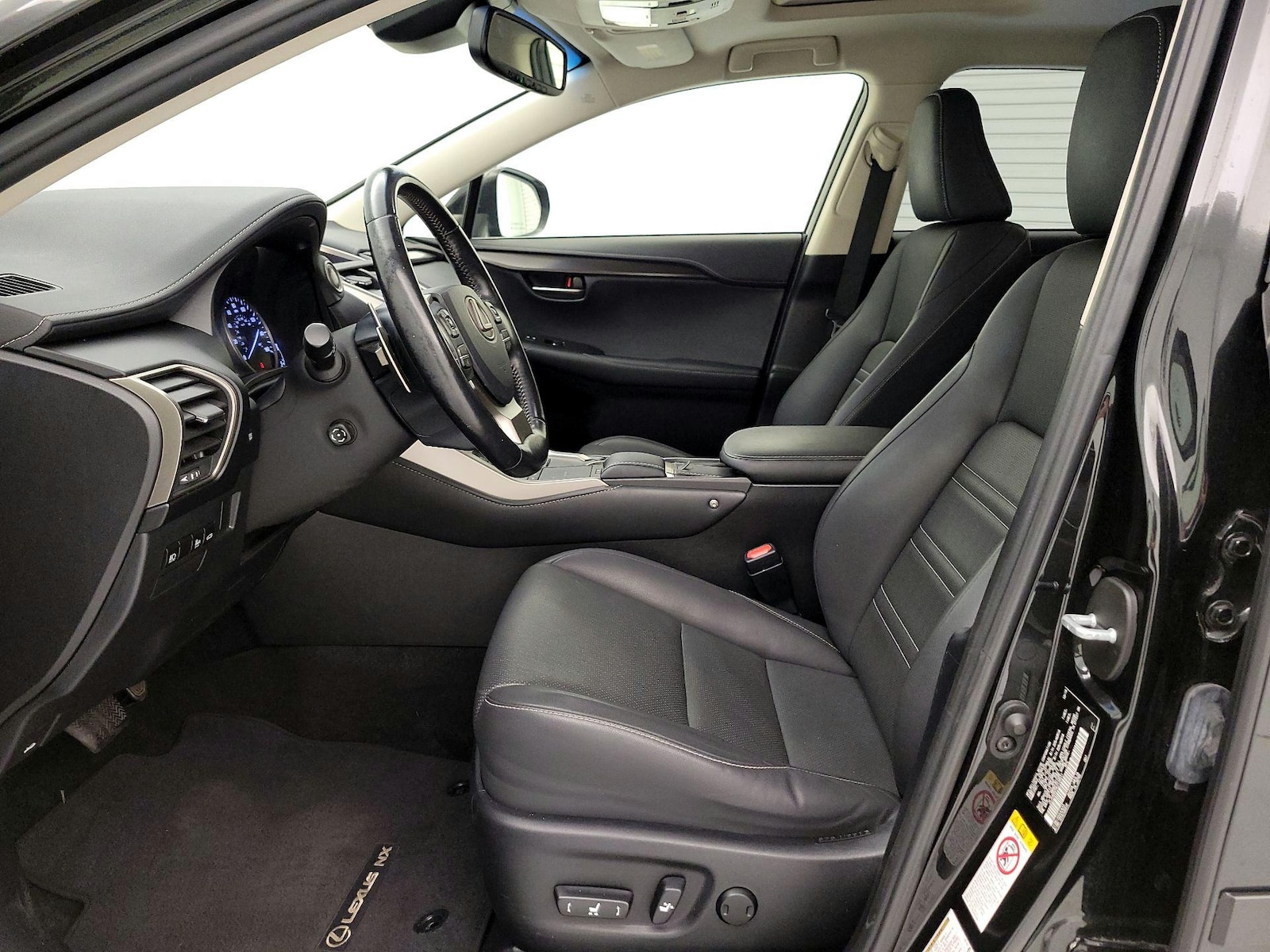 2019 Lexus NX 300 - Photo 12