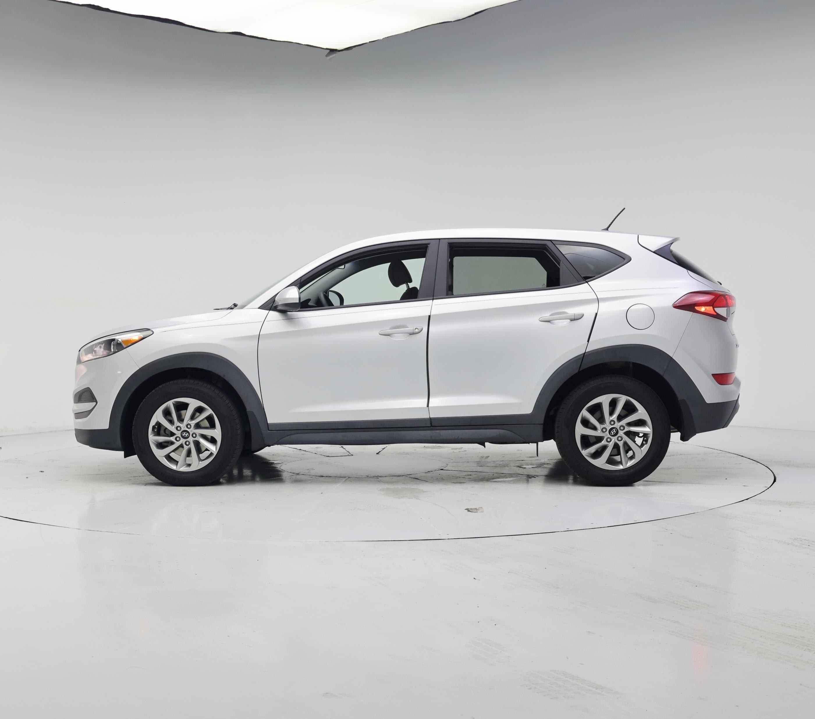 Thumbnail: 2018 Hyundai Tucson - 3