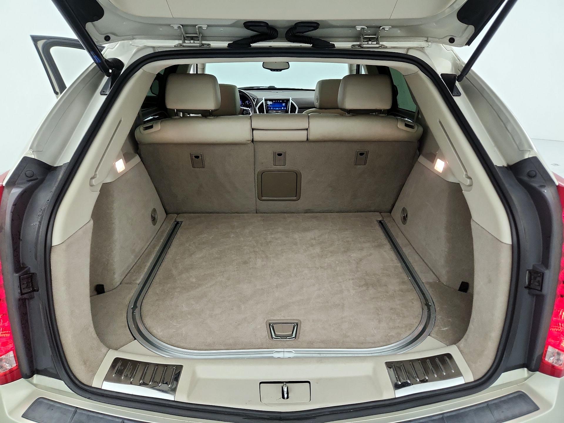 Thumbnail: 2015 Cadillac SRX - 19