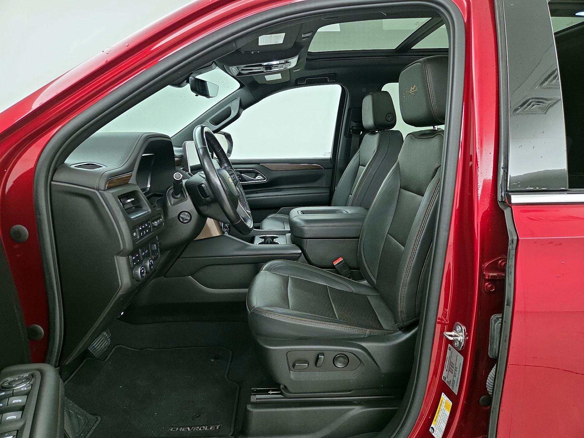Thumbnail: 2022 Chevrolet Suburban - 11