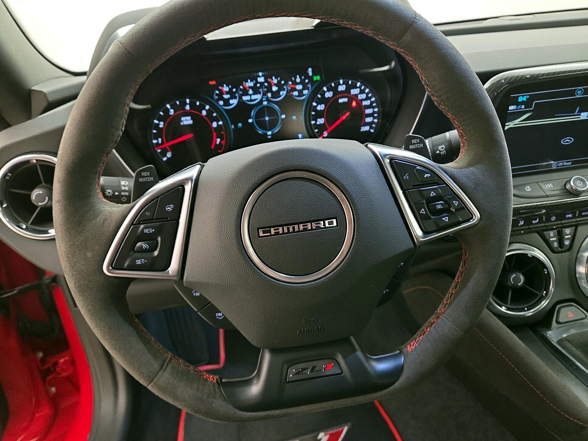 Thumbnail: 2018 Chevrolet Camaro - 10