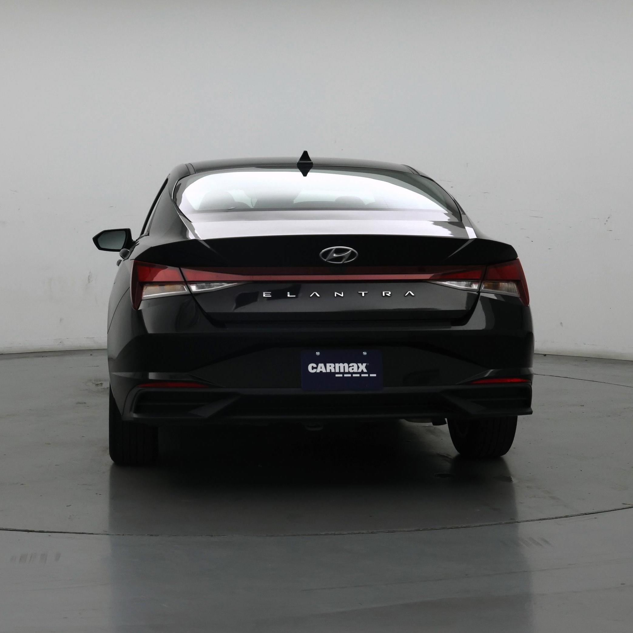 Thumbnail: 2023 Hyundai Elantra - 6