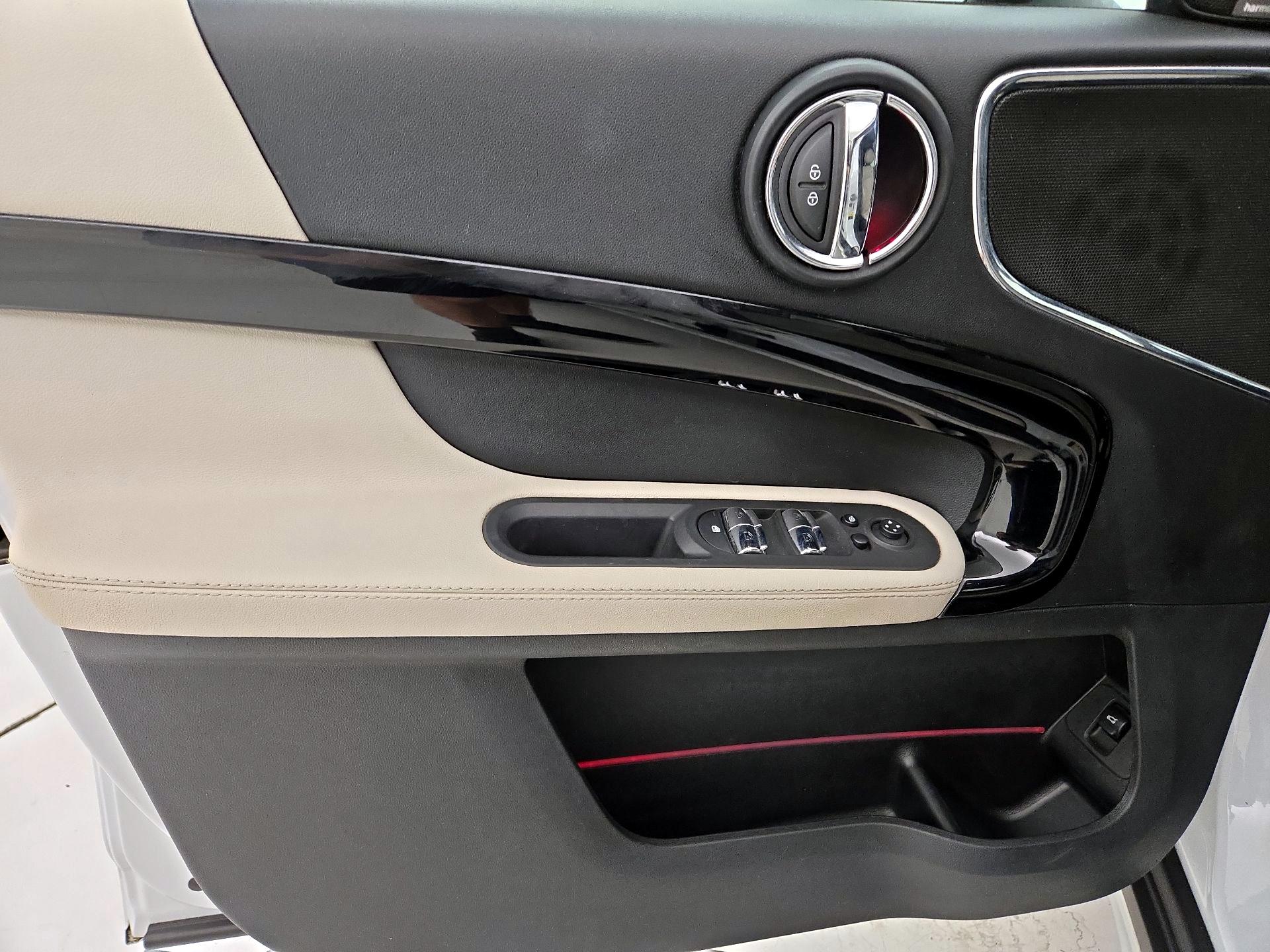 Thumbnail: 2019 MINI Cooper Countryman - 12