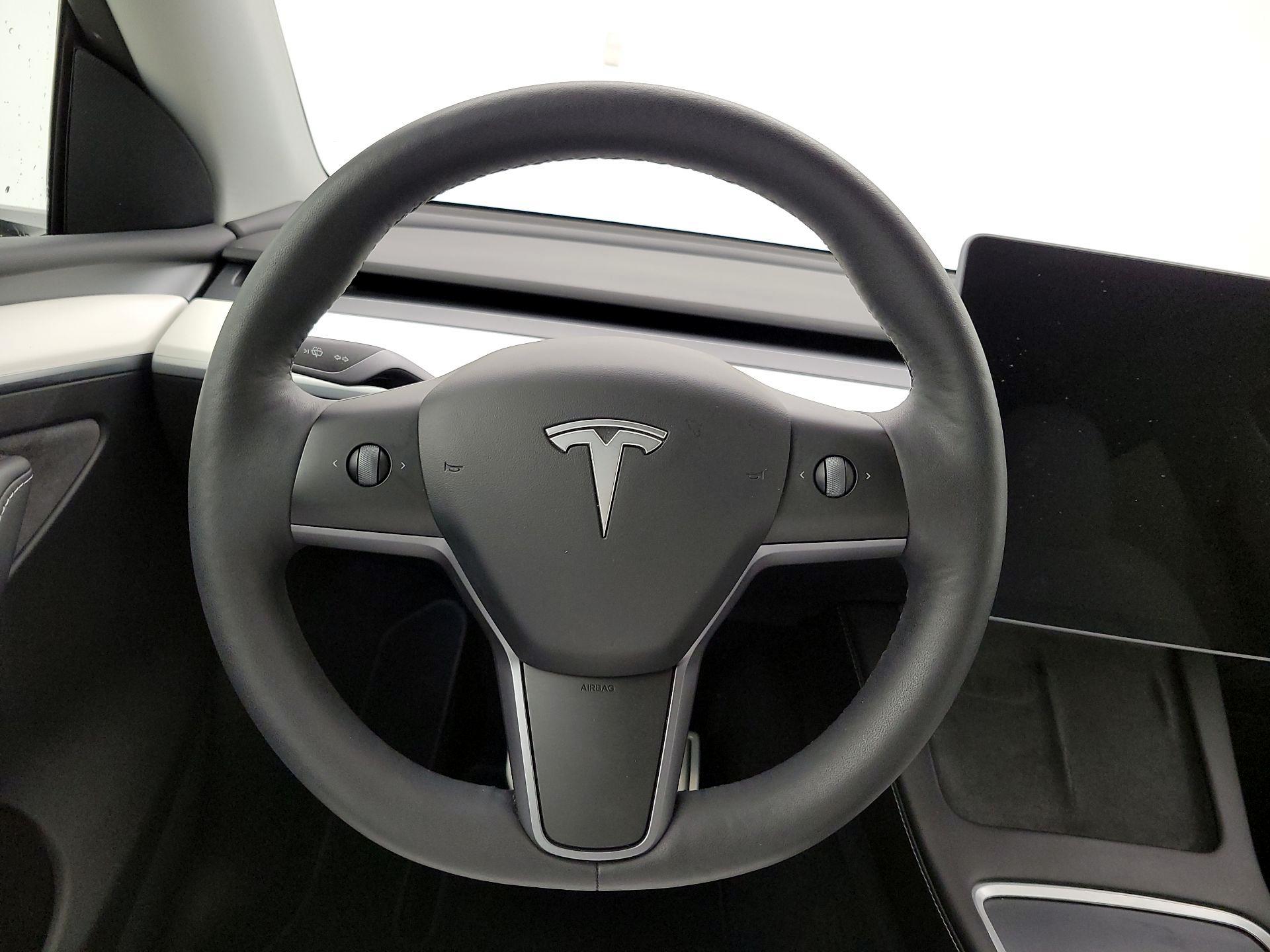 Thumbnail: 2022 Tesla Model Y - 10