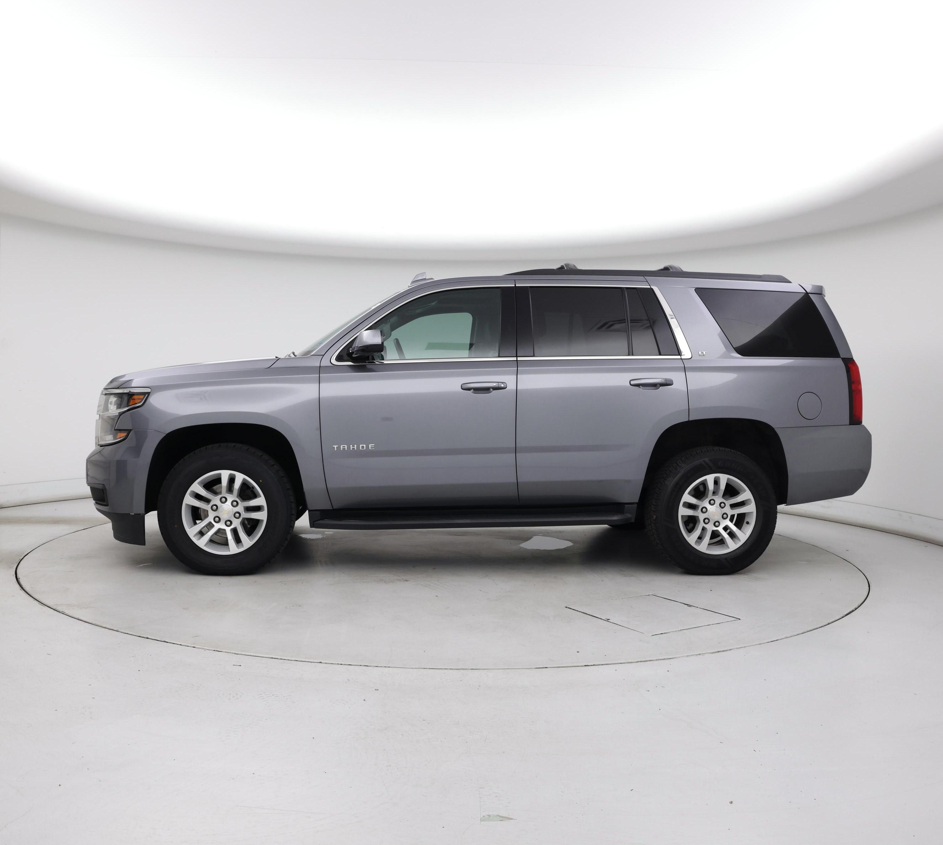 Thumbnail: 2020 Chevrolet Tahoe - 3