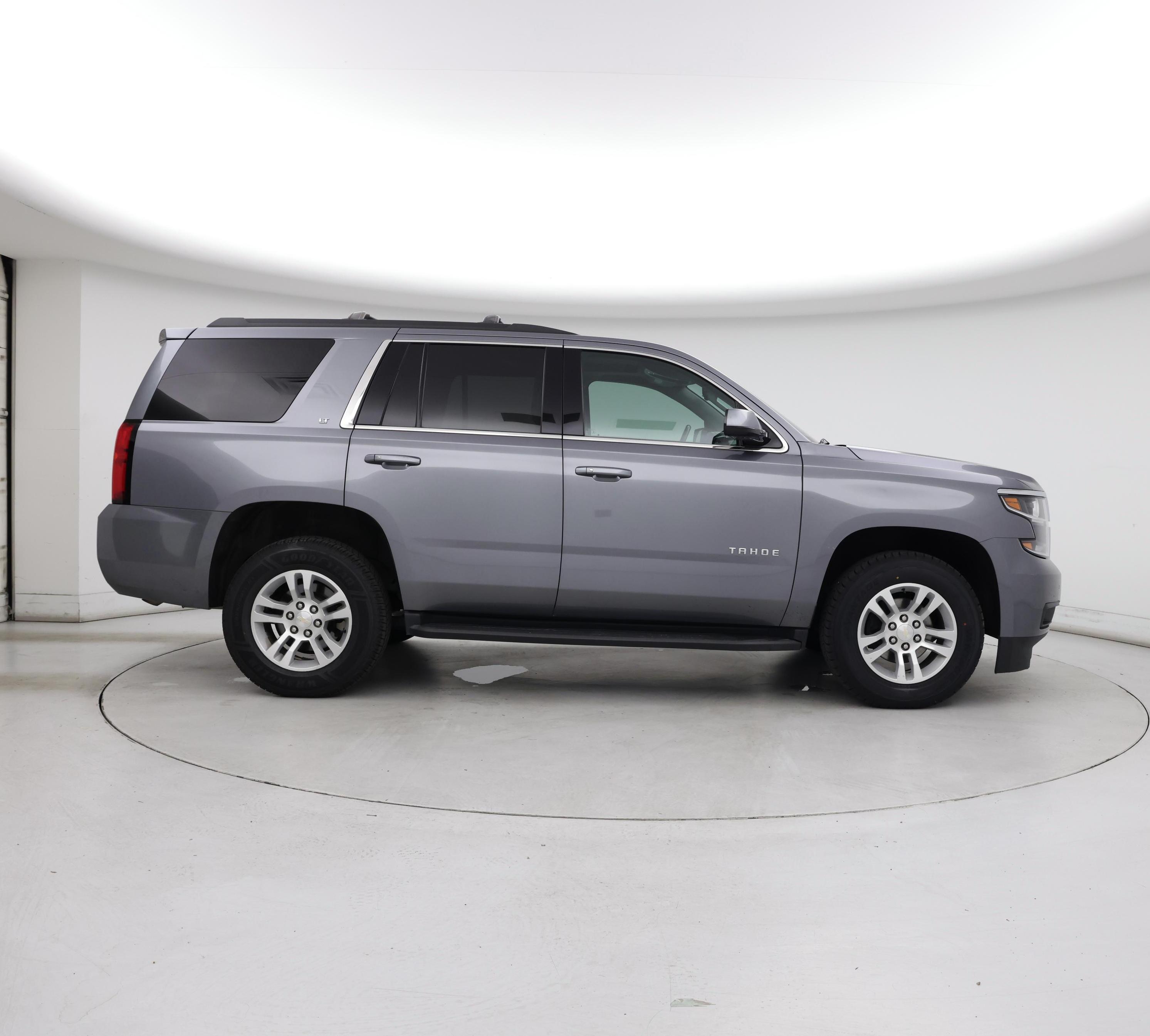 Thumbnail: 2020 Chevrolet Tahoe - 7