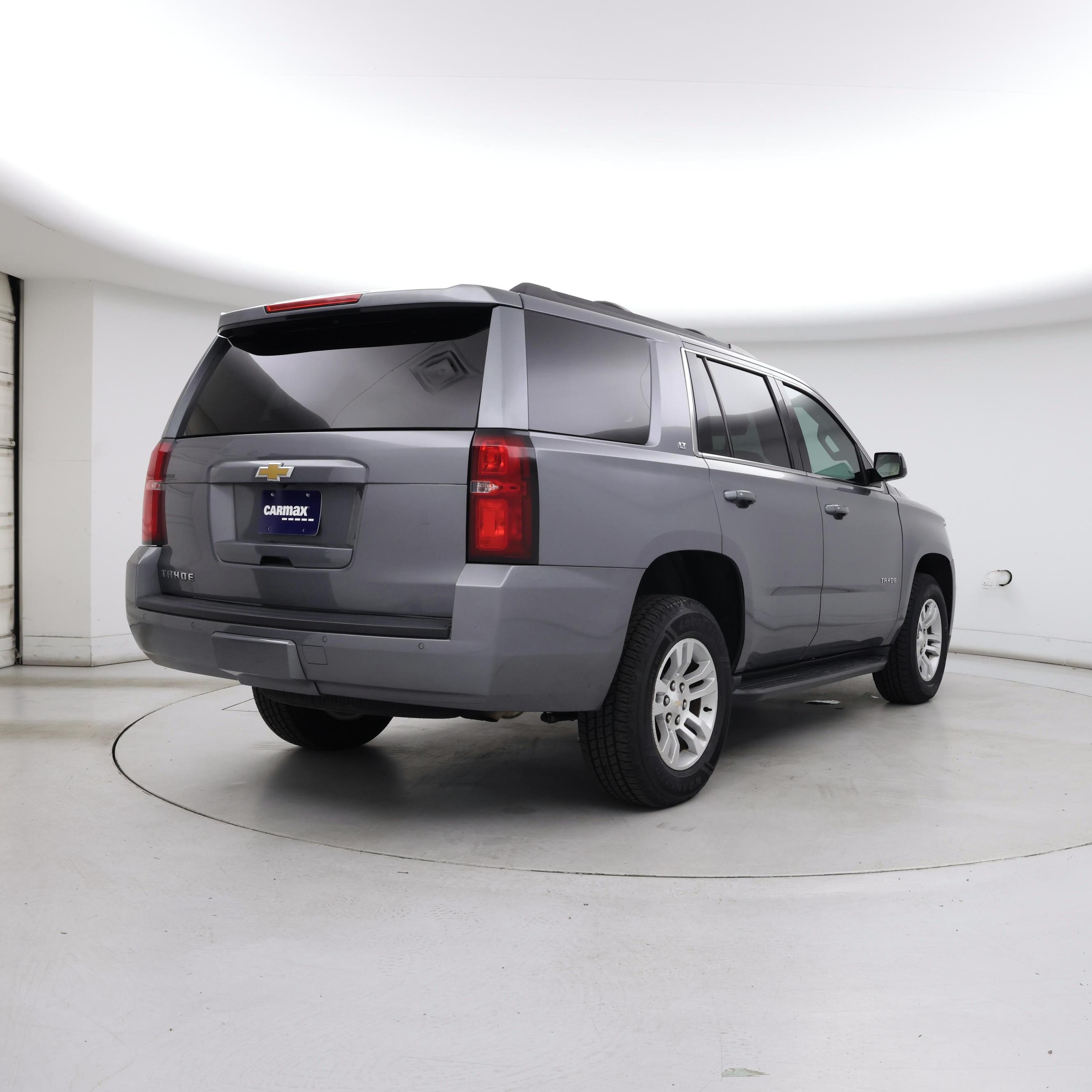 Thumbnail: 2020 Chevrolet Tahoe - 8