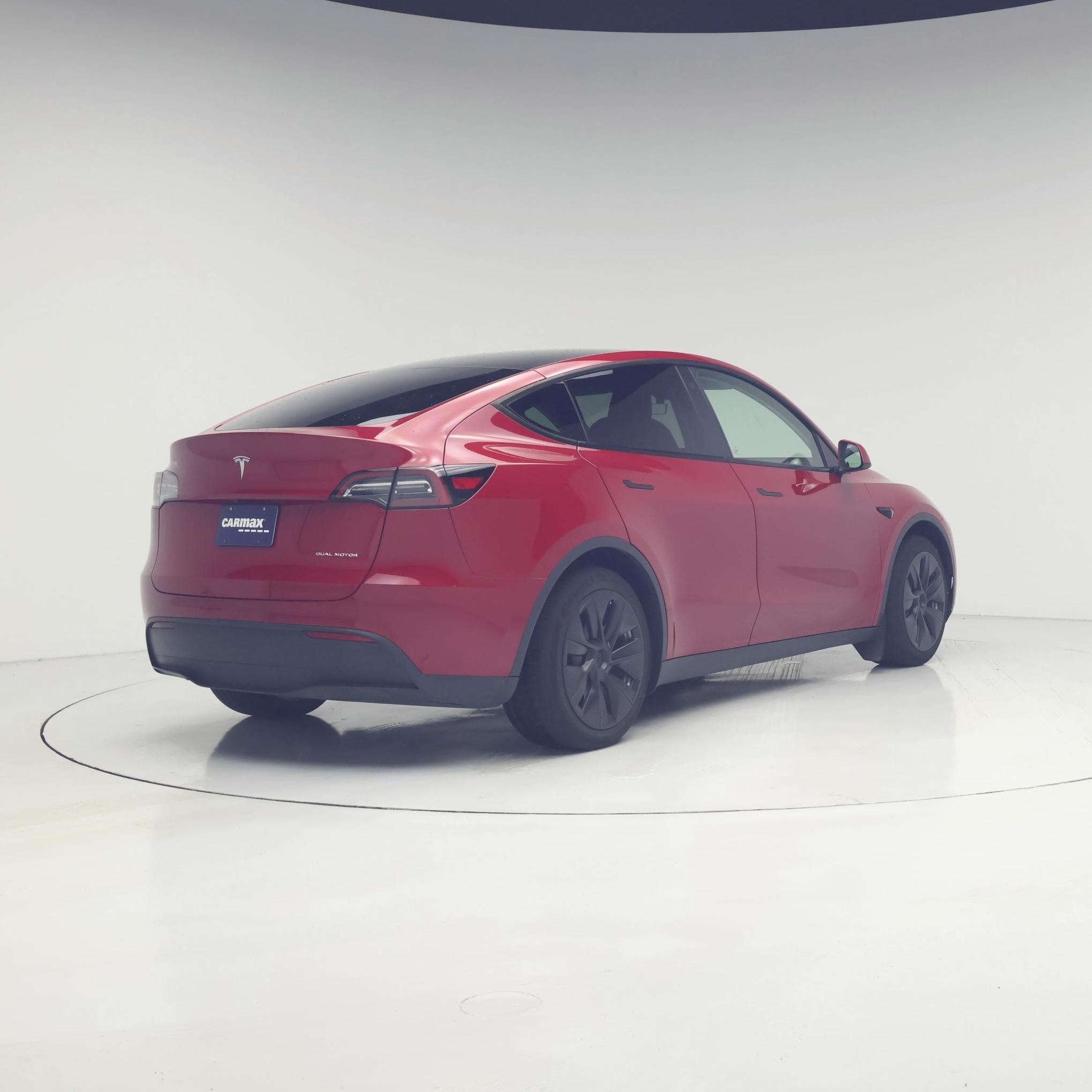 Thumbnail: 2023 Tesla Model Y - 8
