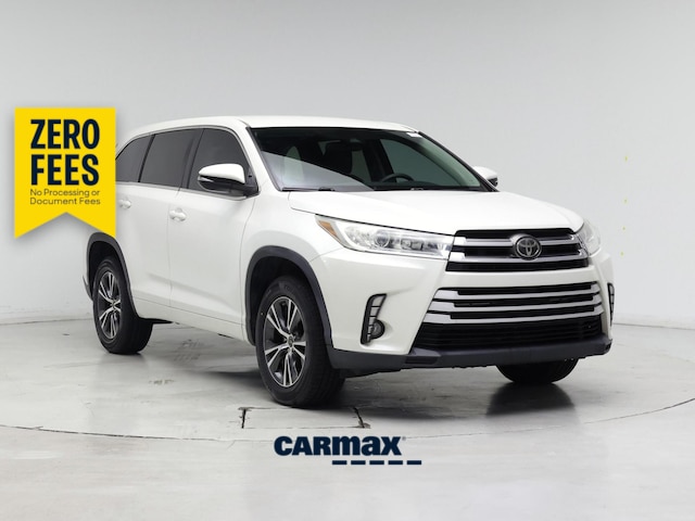 White 2017 Toyota Highlander LE SUV / Crossover Front-Wheel Drive Automatic