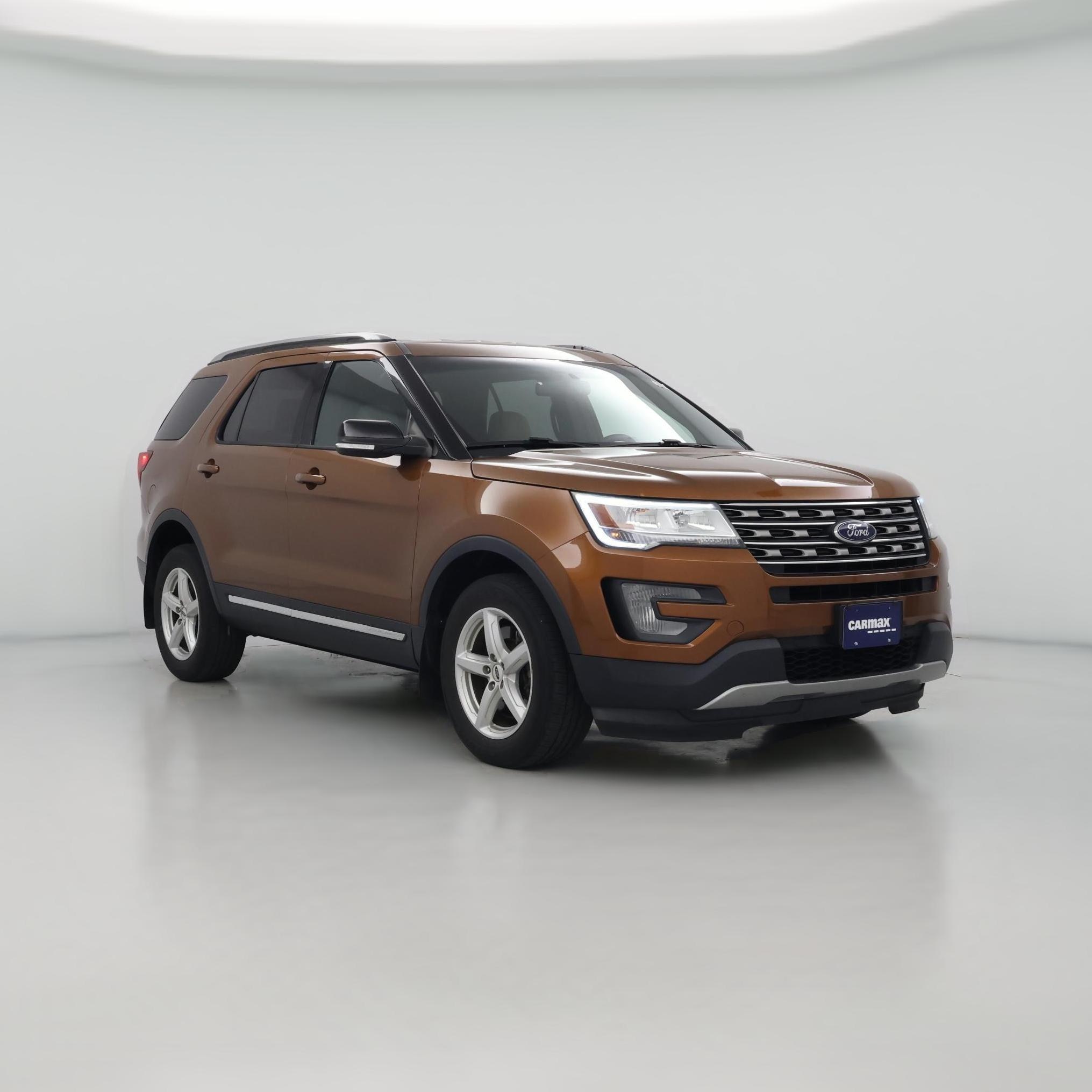 Thumbnail: 2017 Ford Explorer - 1