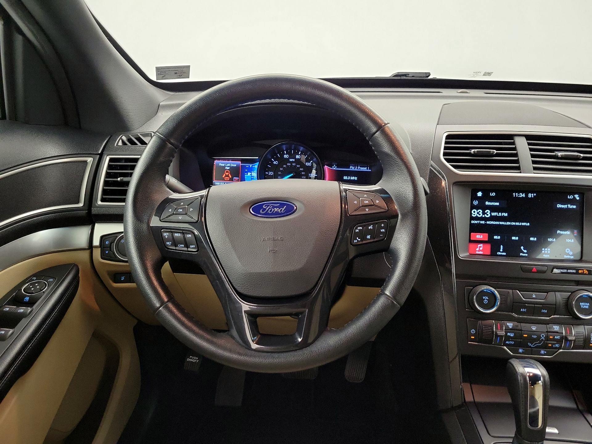 Thumbnail: 2017 Ford Explorer - 10