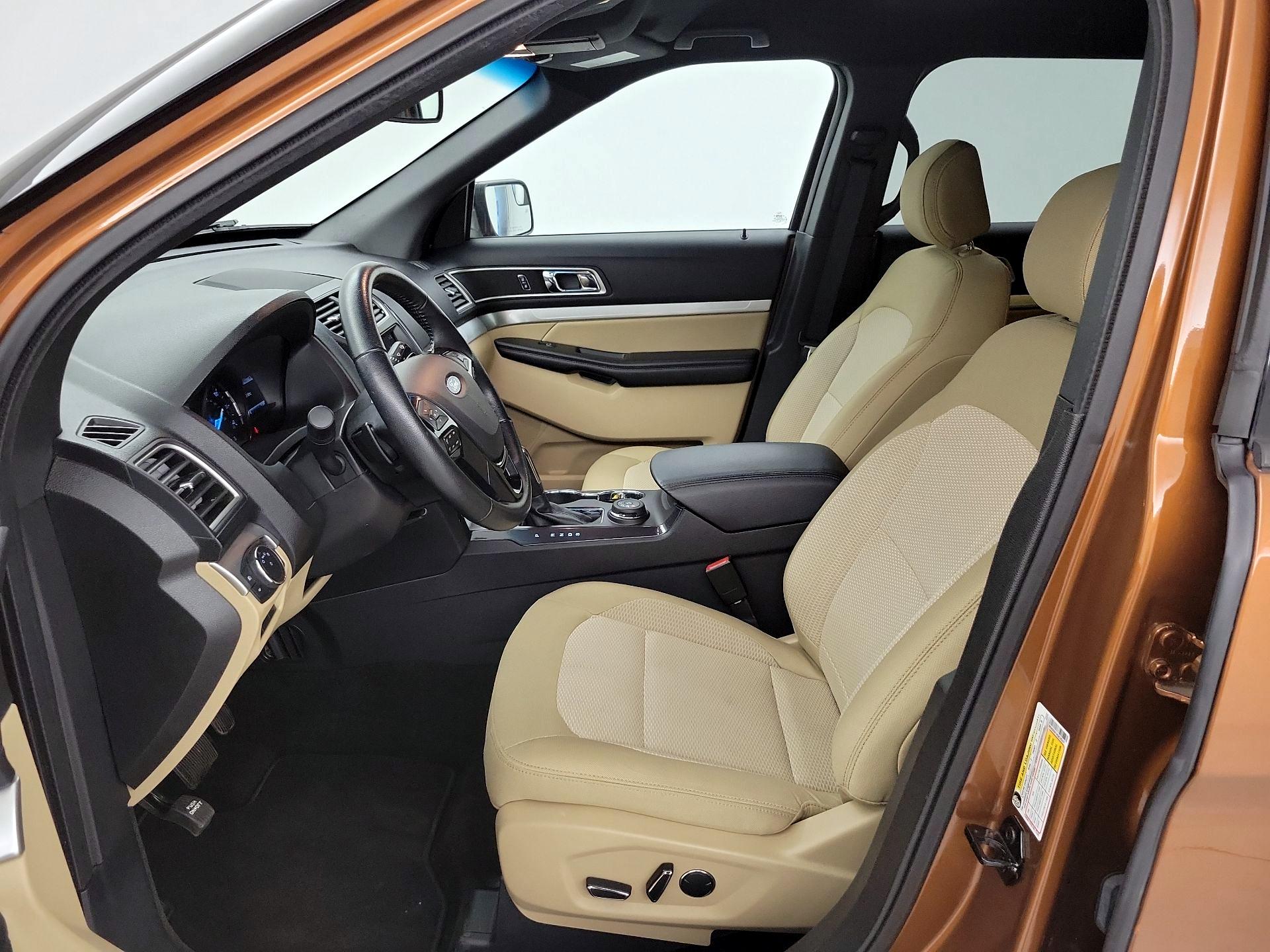 Thumbnail: 2017 Ford Explorer - 11