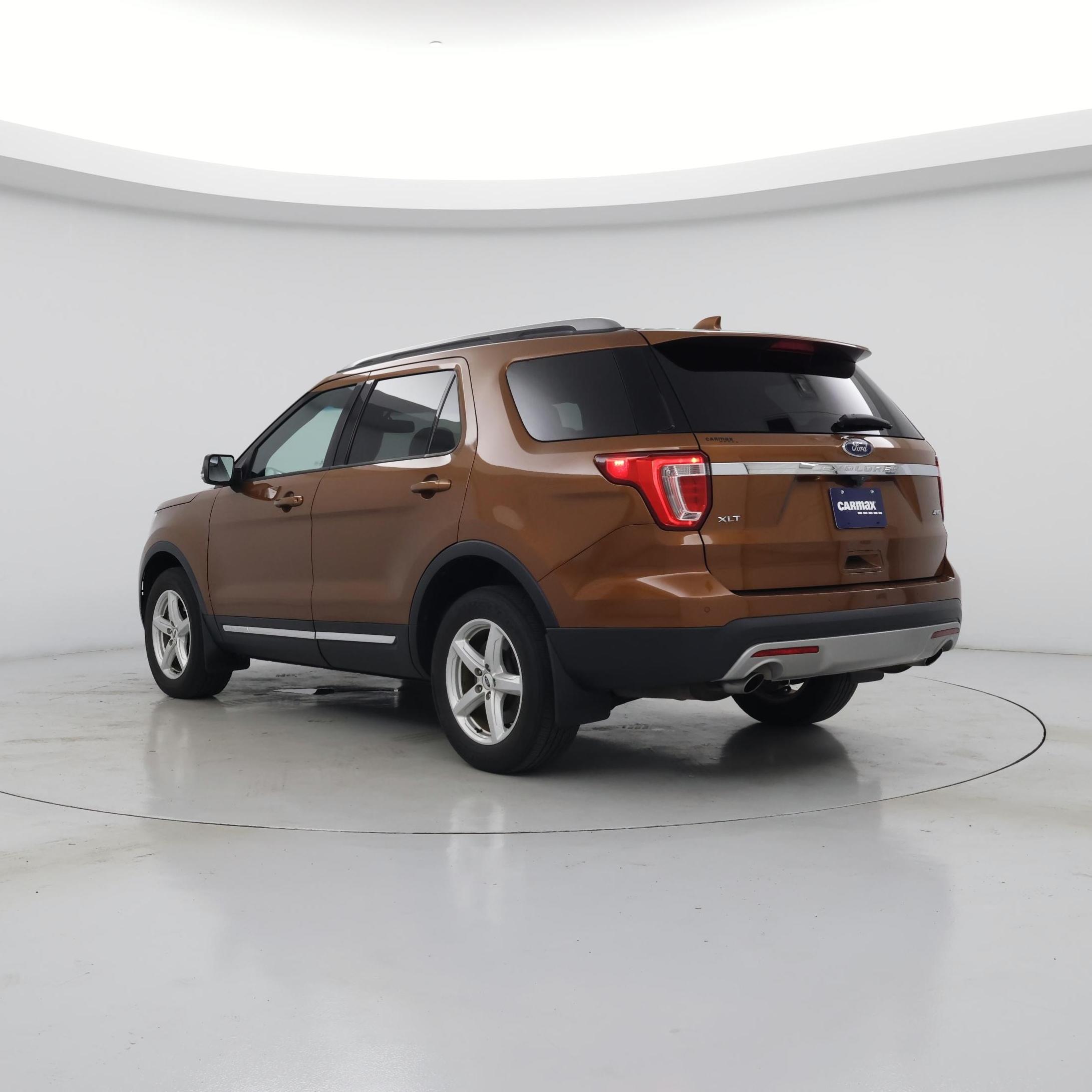 Thumbnail: 2017 Ford Explorer - 2