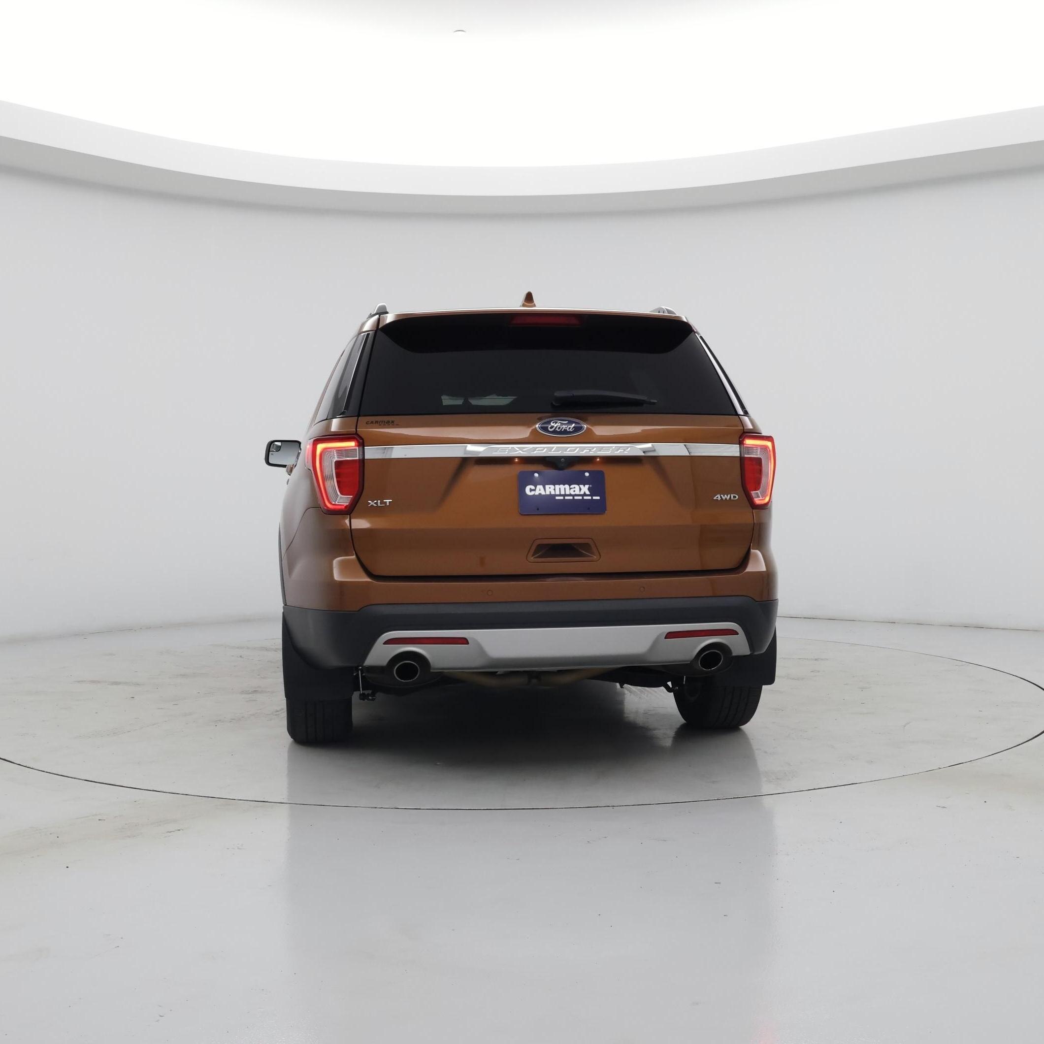 Thumbnail: 2017 Ford Explorer - 6