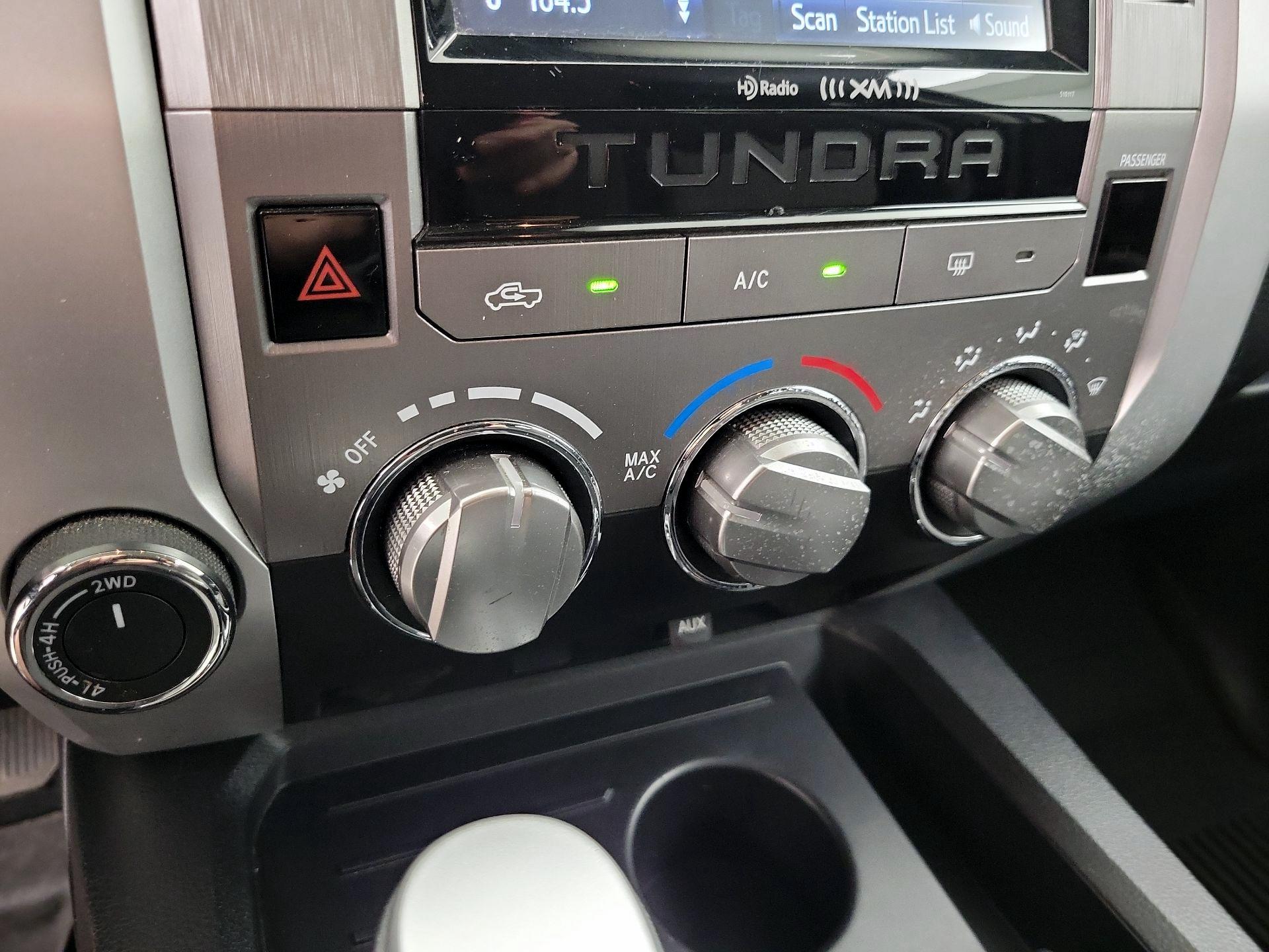 Thumbnail: 2016 Toyota Tundra - 16