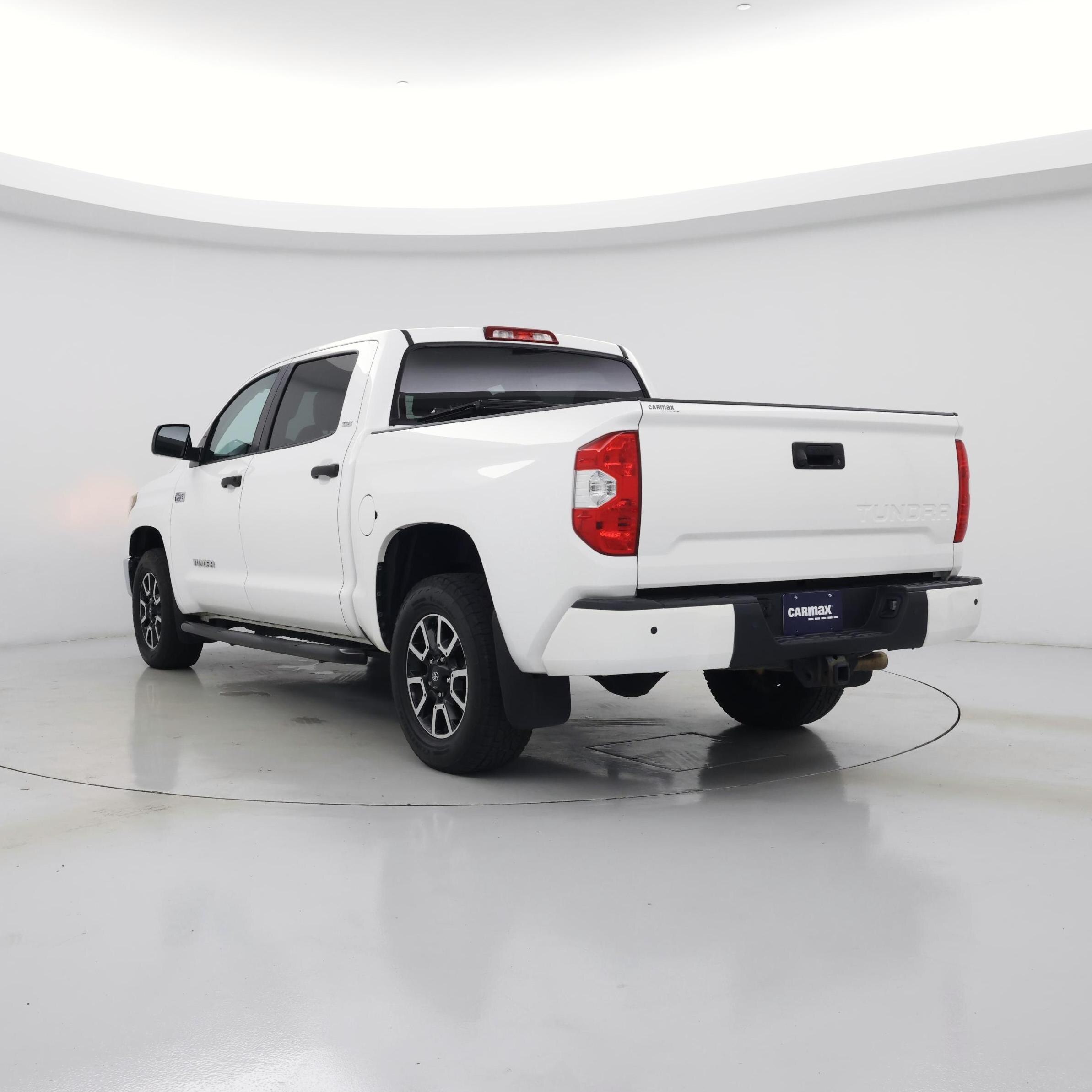 Thumbnail: 2016 Toyota Tundra - 2