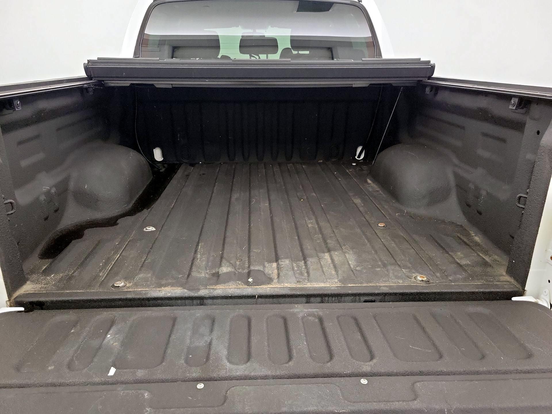 Thumbnail: 2016 Toyota Tundra - 20