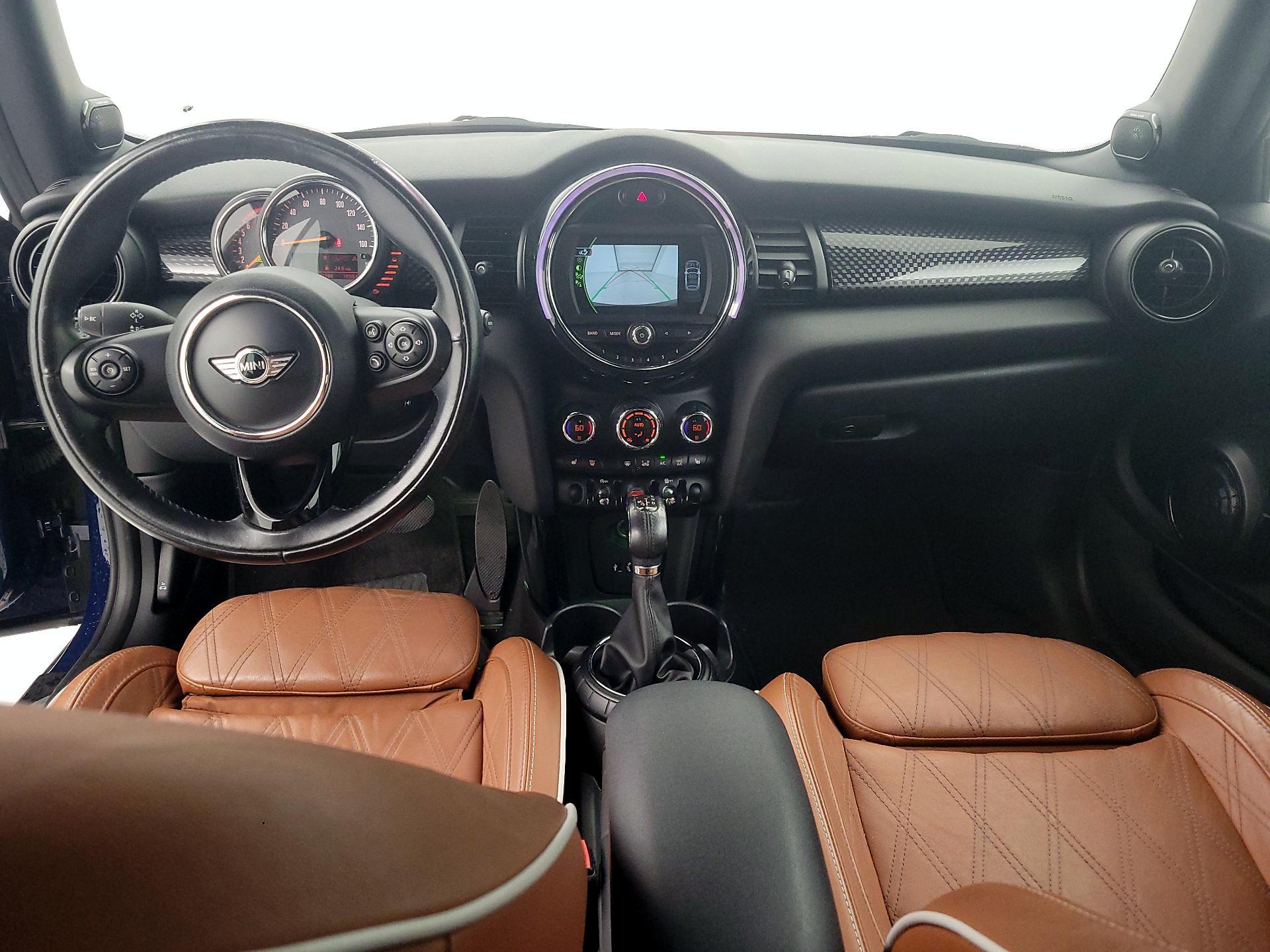 Thumbnail: 2017 MINI Cooper - 9