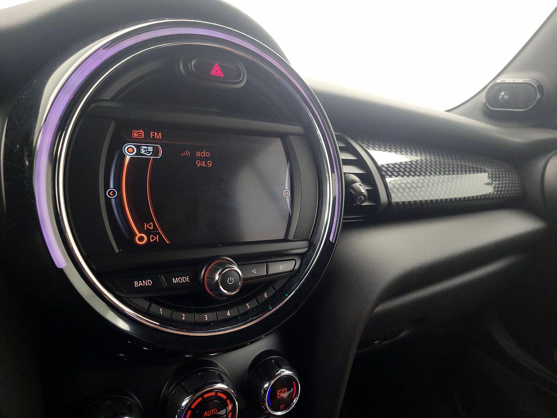 Thumbnail: 2017 MINI Cooper - 15