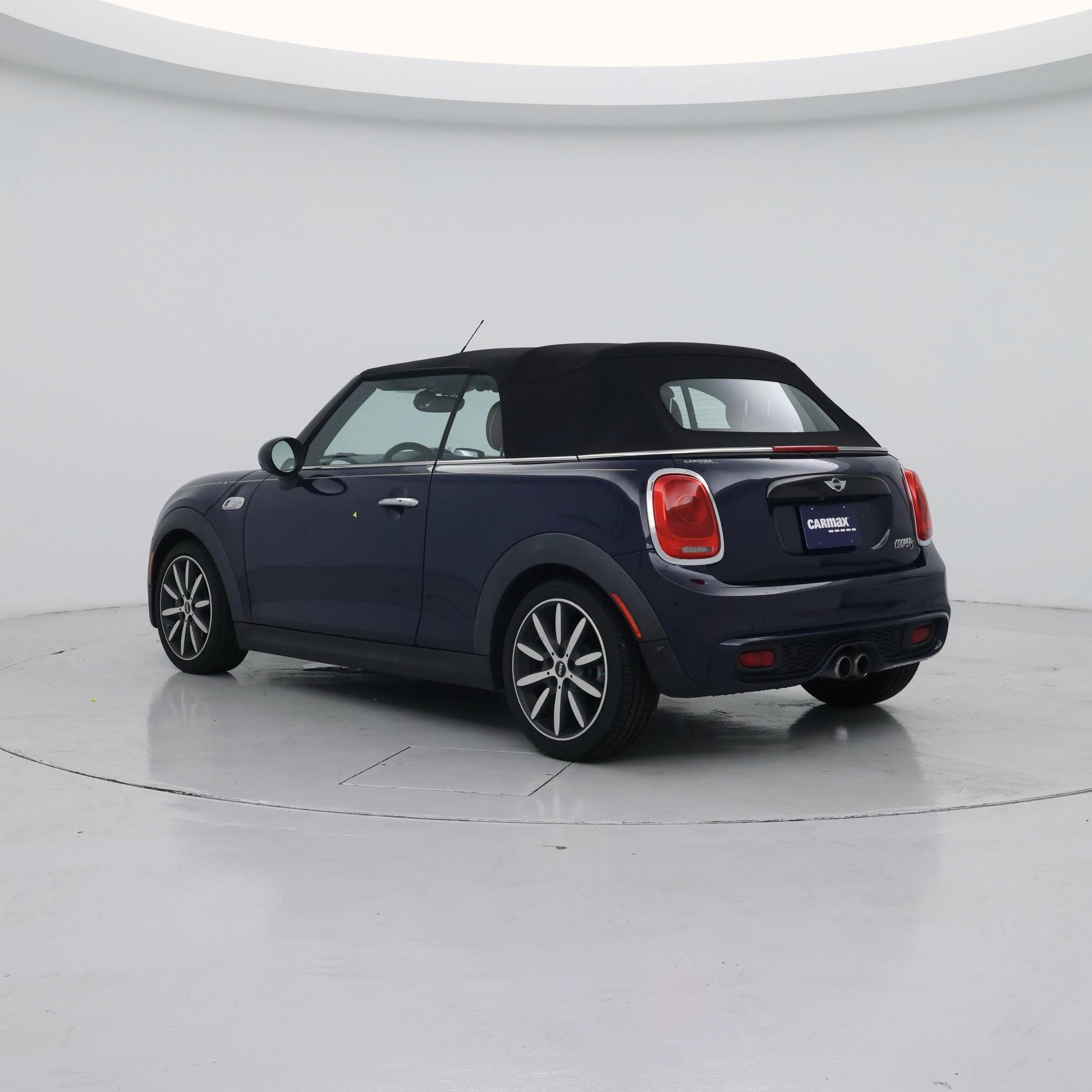 Thumbnail: 2017 MINI Cooper - 2