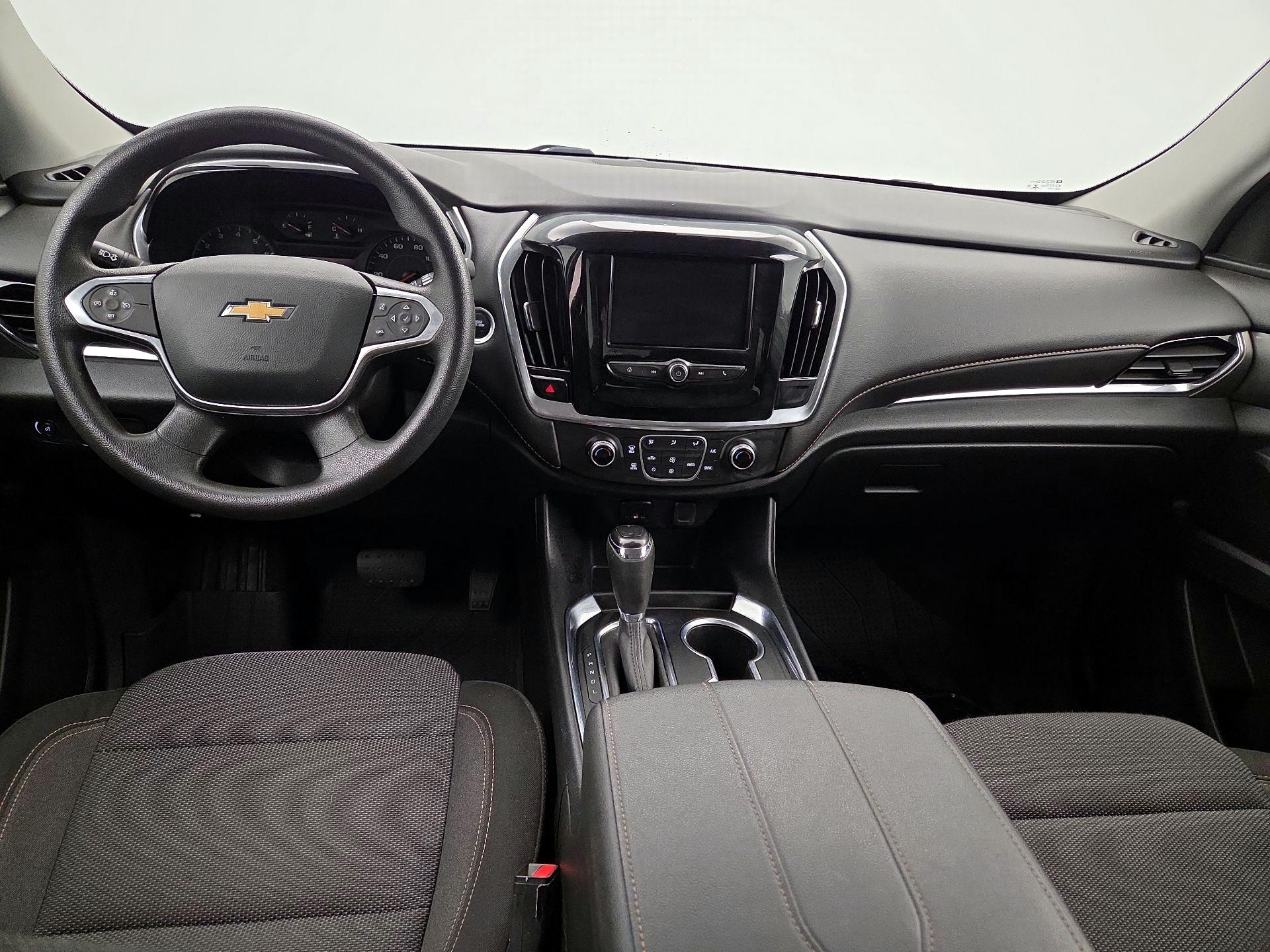 Thumbnail: 2020 Chevrolet Traverse - 9