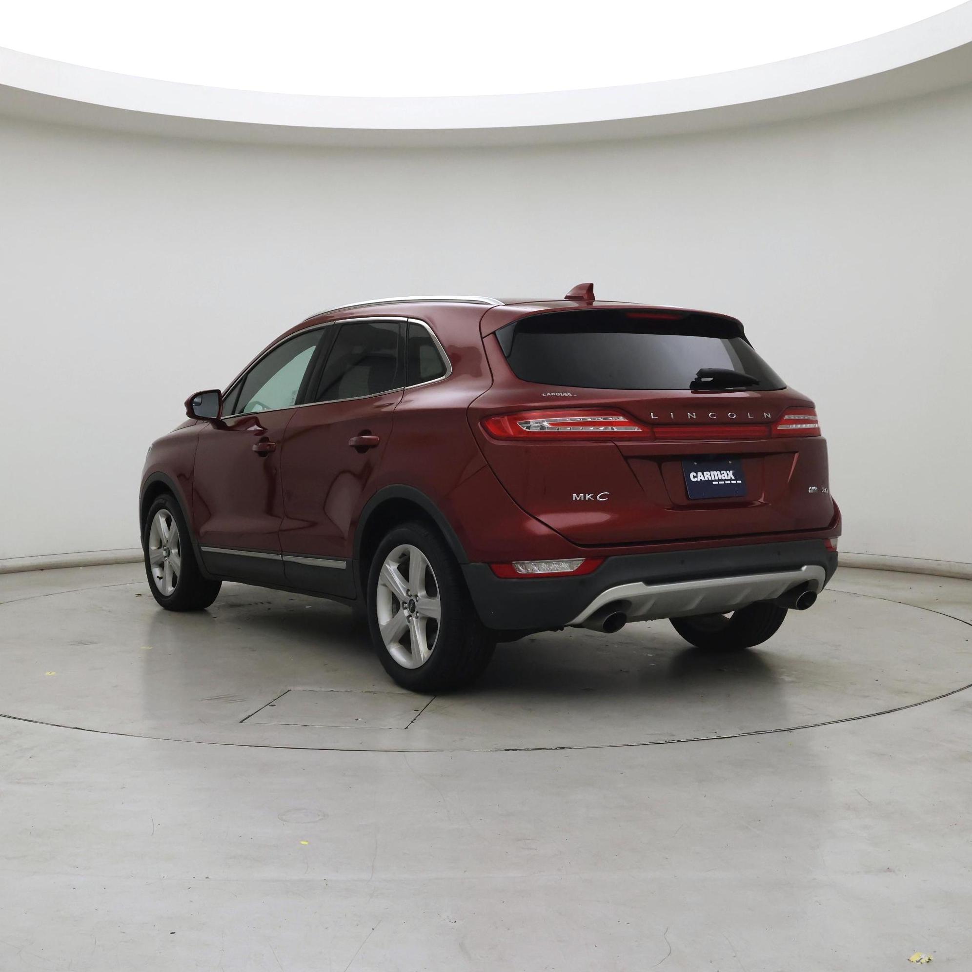 Thumbnail: 2015 Lincoln MKC - 2