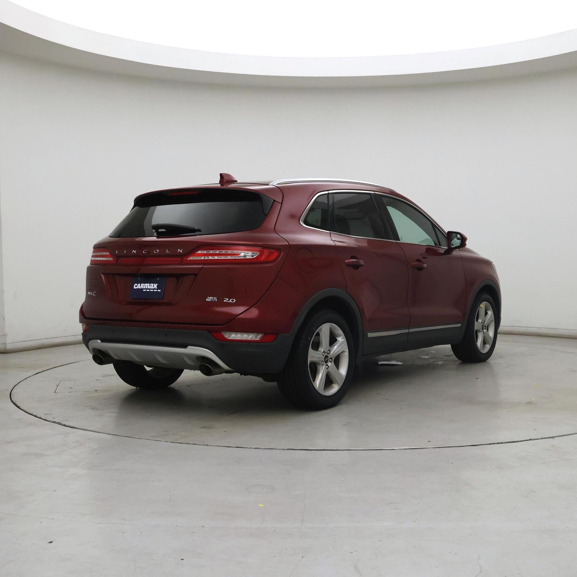 Thumbnail: 2015 Lincoln MKC - 8