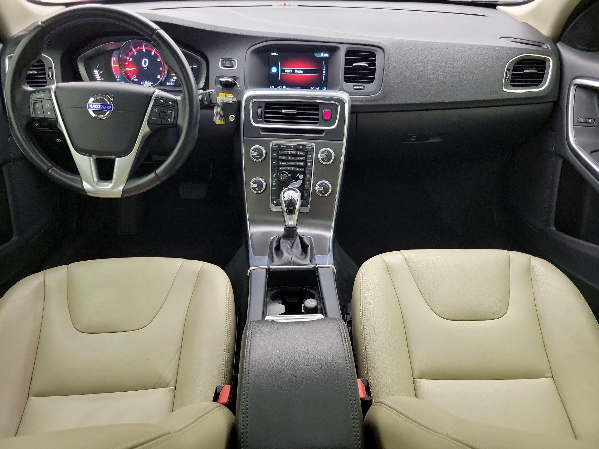 Thumbnail: 2016 Volvo S60 - 9