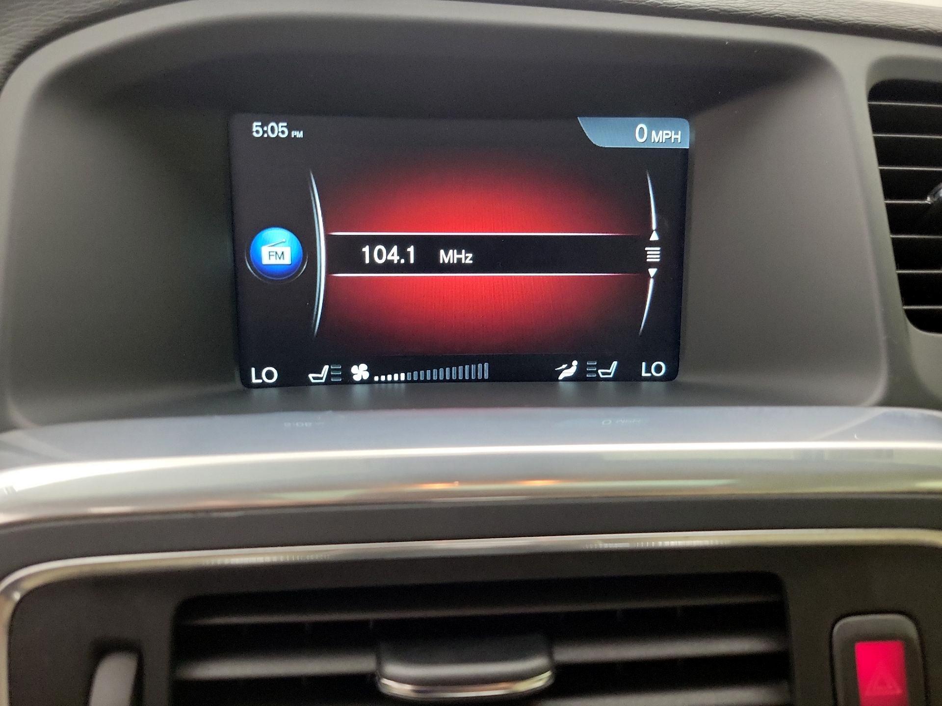 Thumbnail: 2016 Volvo S60 - 14