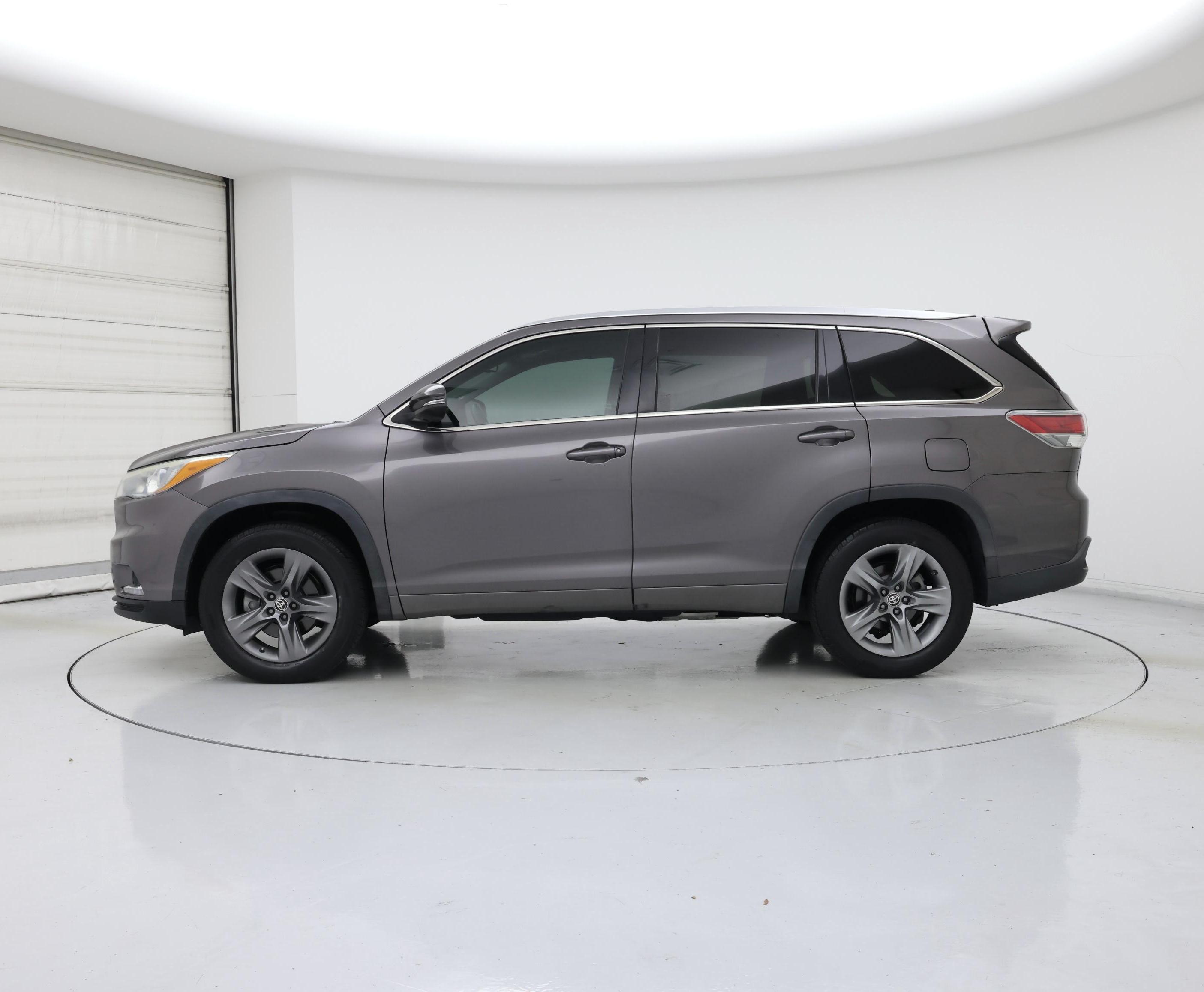 Thumbnail: 2015 Toyota Highlander - 3