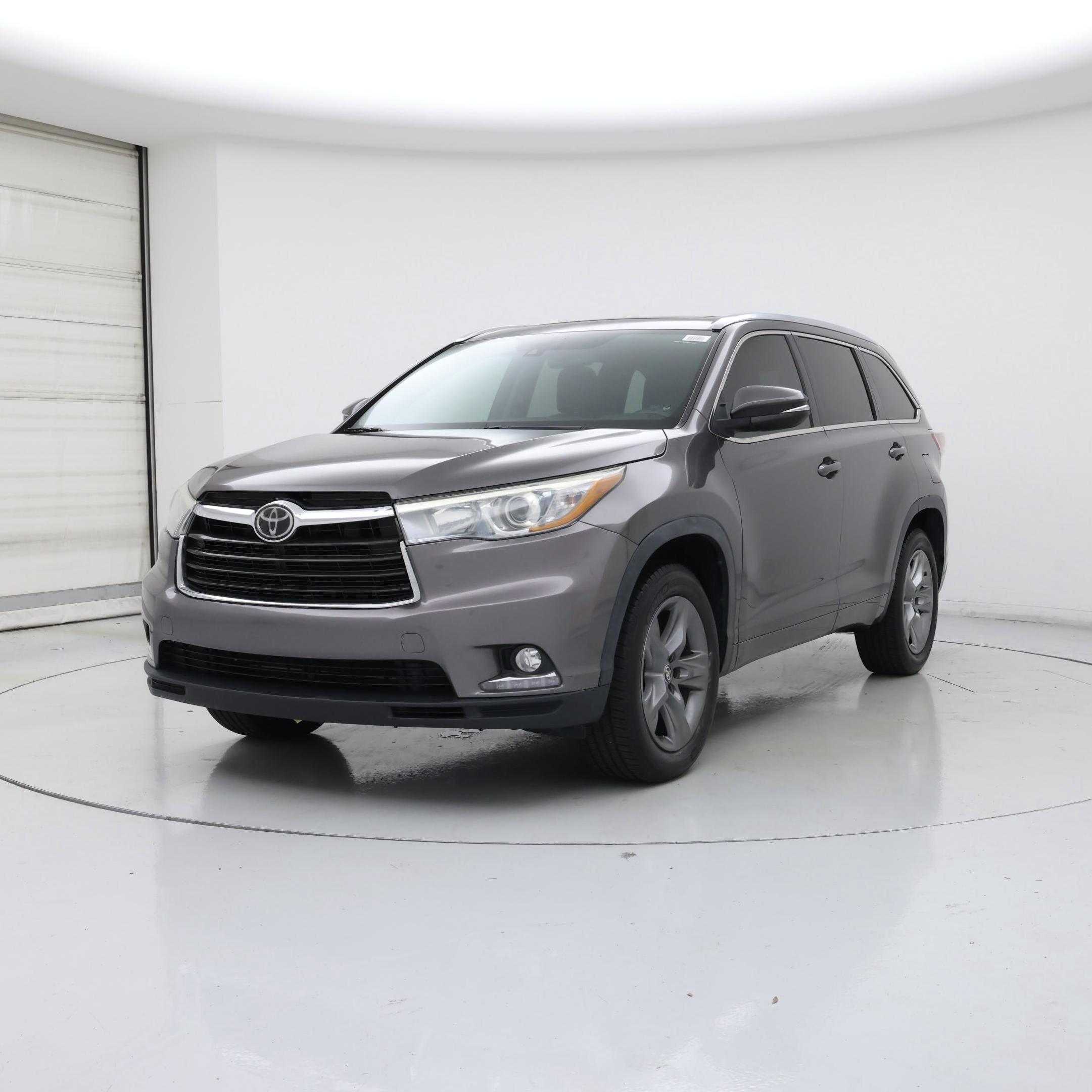 Thumbnail: 2015 Toyota Highlander - 4