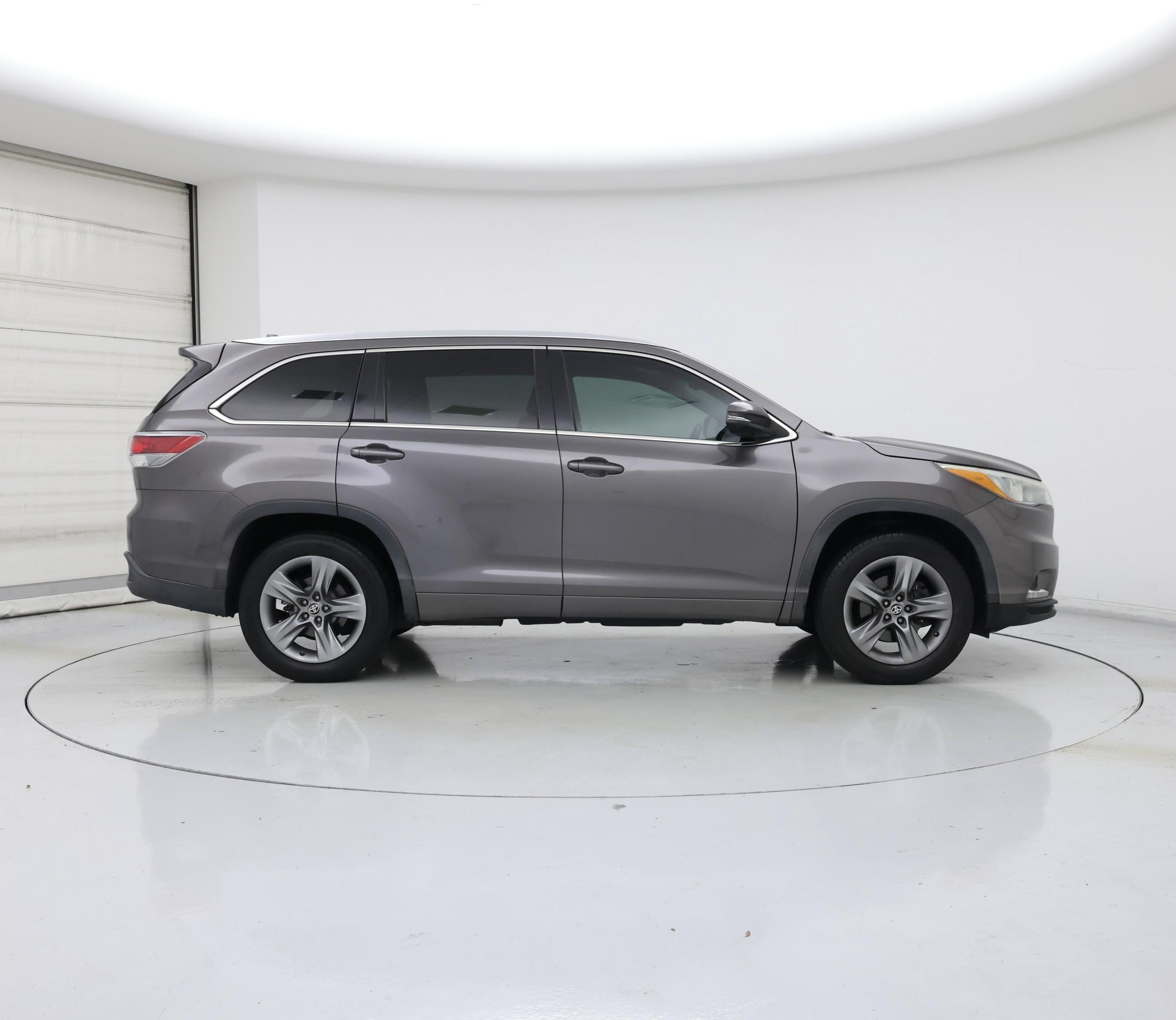 Thumbnail: 2015 Toyota Highlander - 7