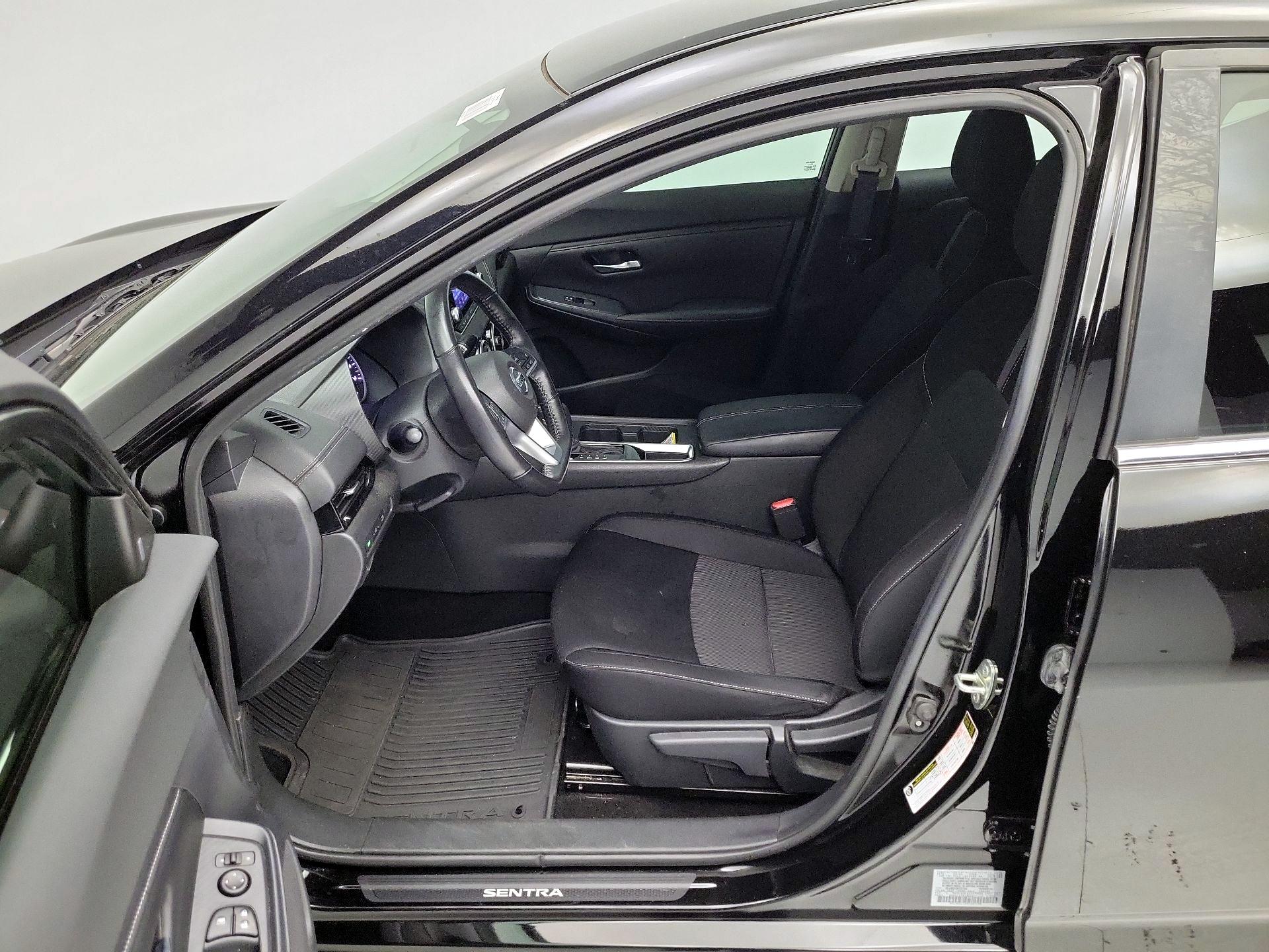 Thumbnail: 2021 Nissan Sentra - 11