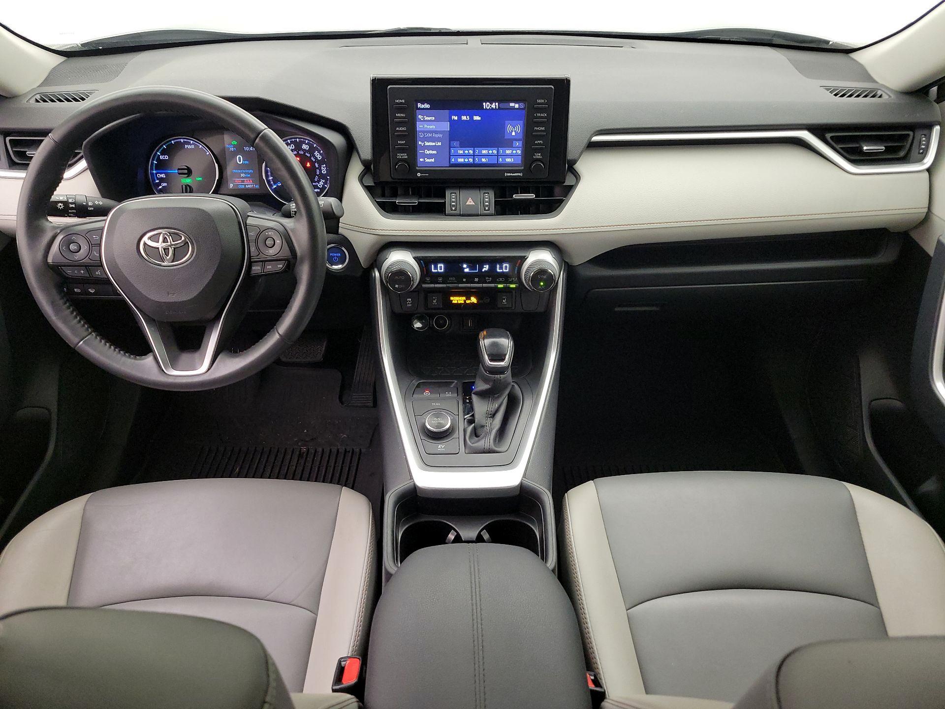 Thumbnail: 2021 Toyota RAV4 - 9