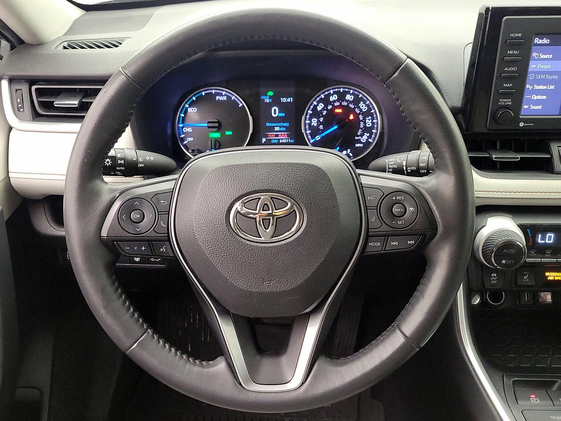 Thumbnail: 2021 Toyota RAV4 - 10