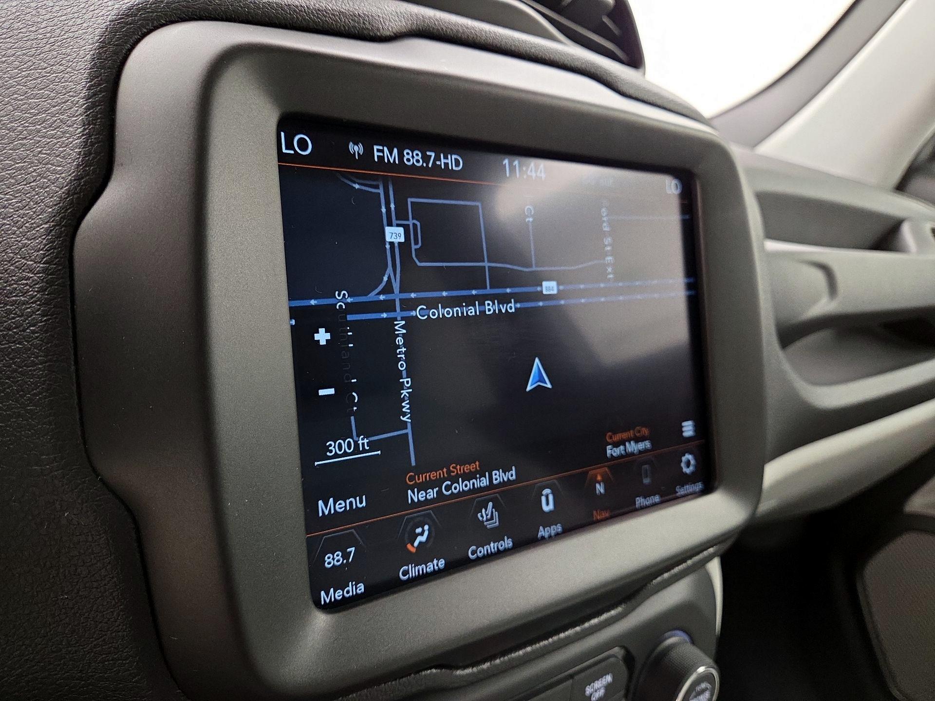 Thumbnail: 2020 Jeep Renegade - 14