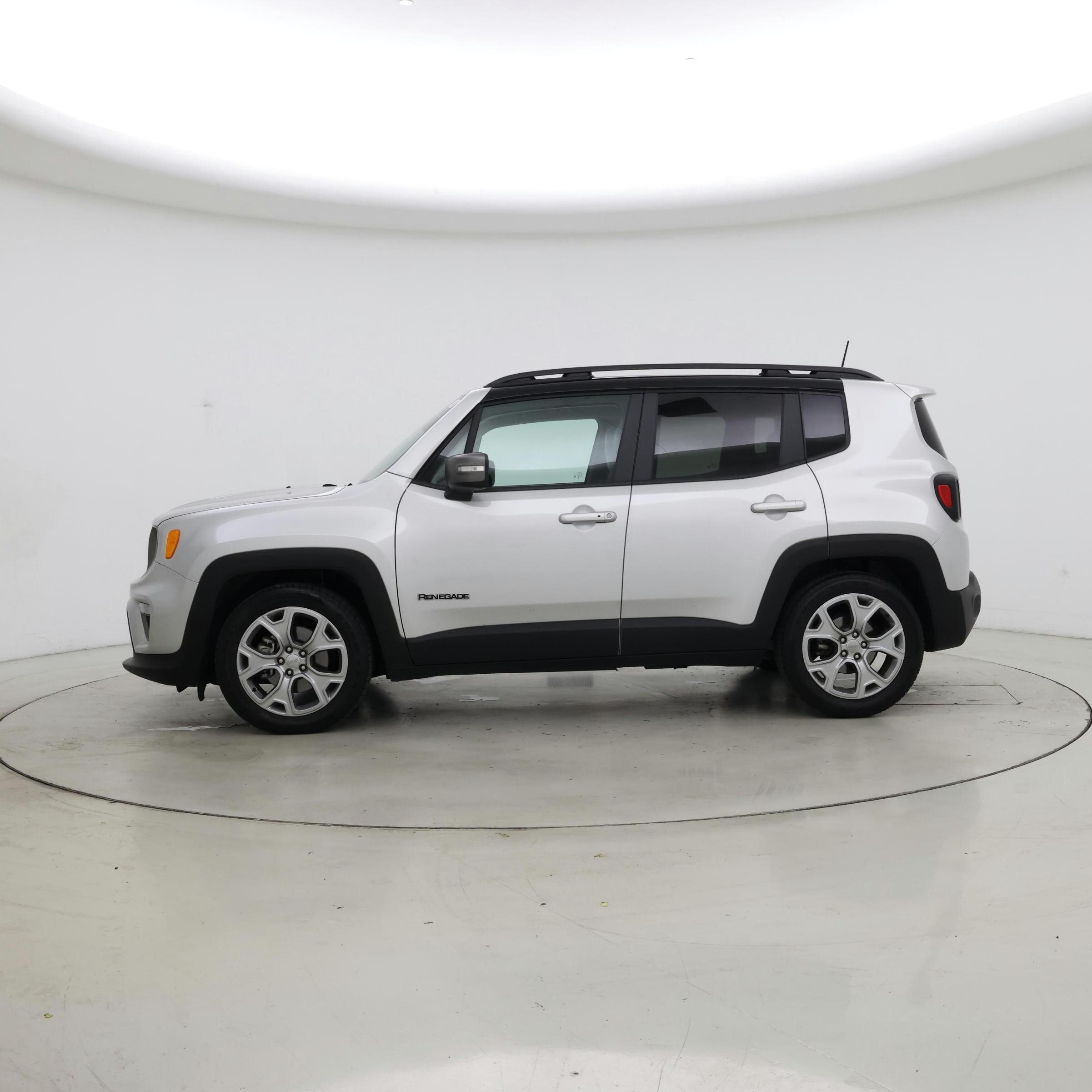 Thumbnail: 2020 Jeep Renegade - 3