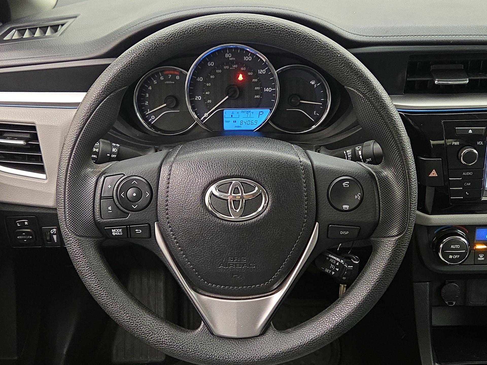 Thumbnail: 2014 Toyota Corolla - 10