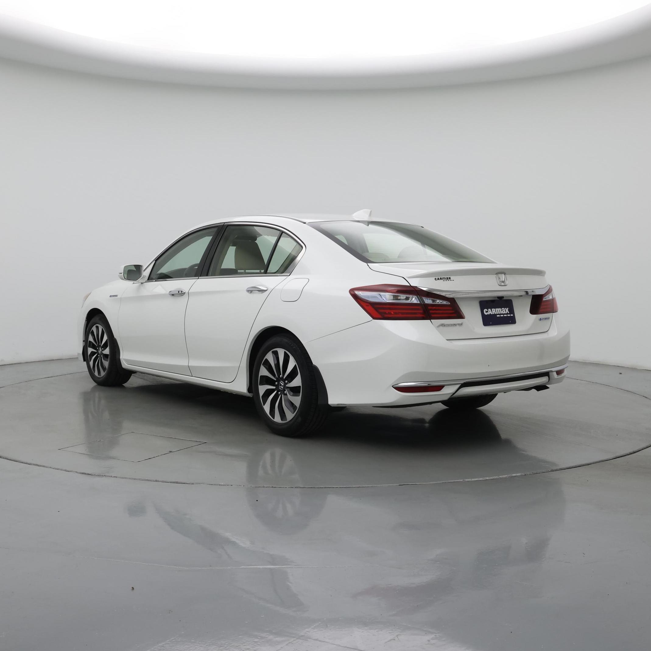 Thumbnail: 2017 Honda Accord - 2