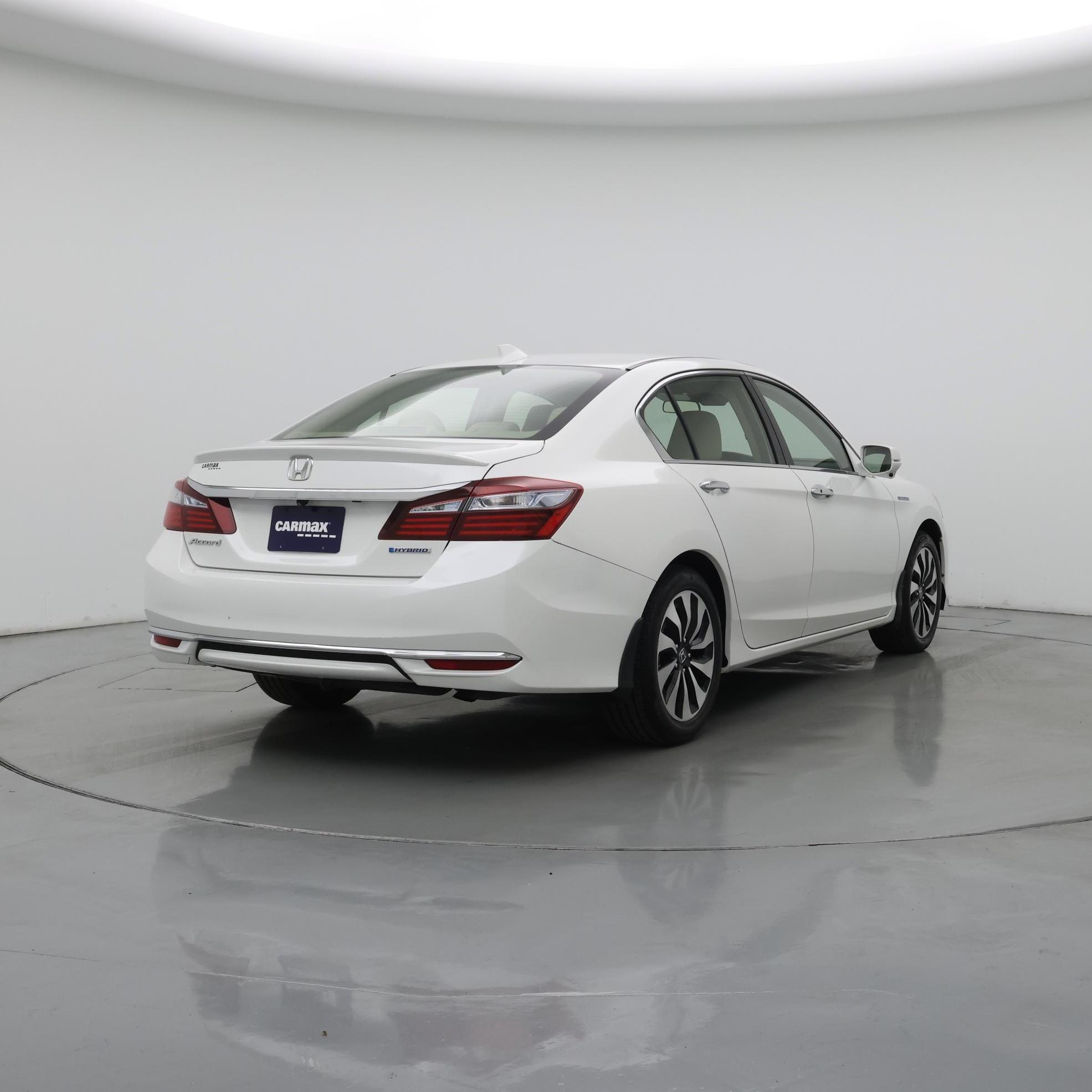 Thumbnail: 2017 Honda Accord - 8