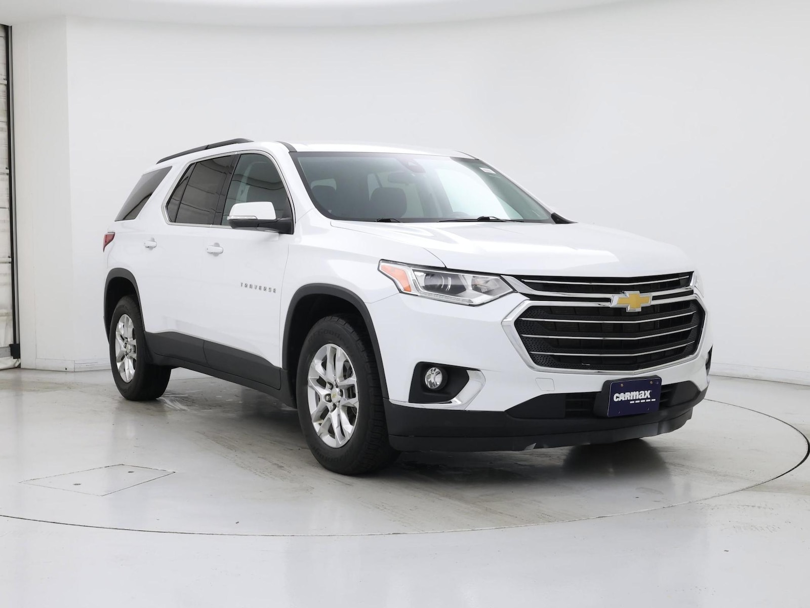 2021 Chevrolet Traverse 1LT - Photo 2