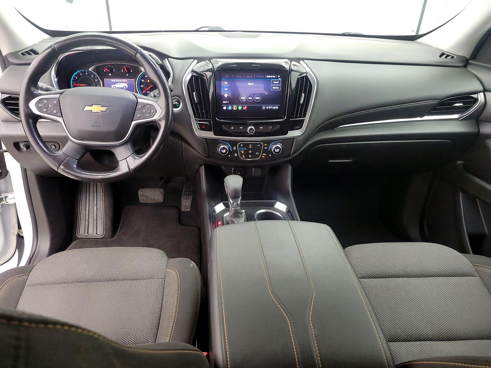 Thumbnail: 2021 Chevrolet Traverse - 9