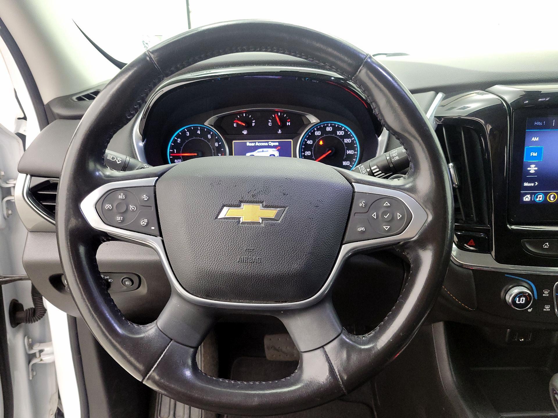 Thumbnail: 2021 Chevrolet Traverse - 10