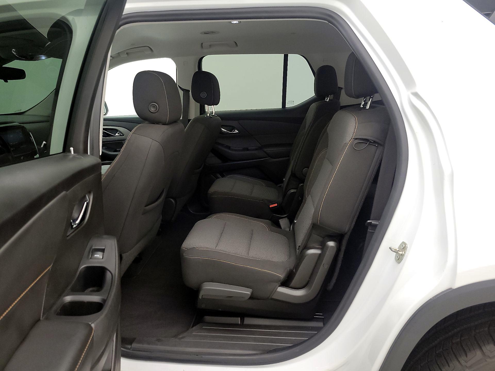 Thumbnail: 2021 Chevrolet Traverse - 19