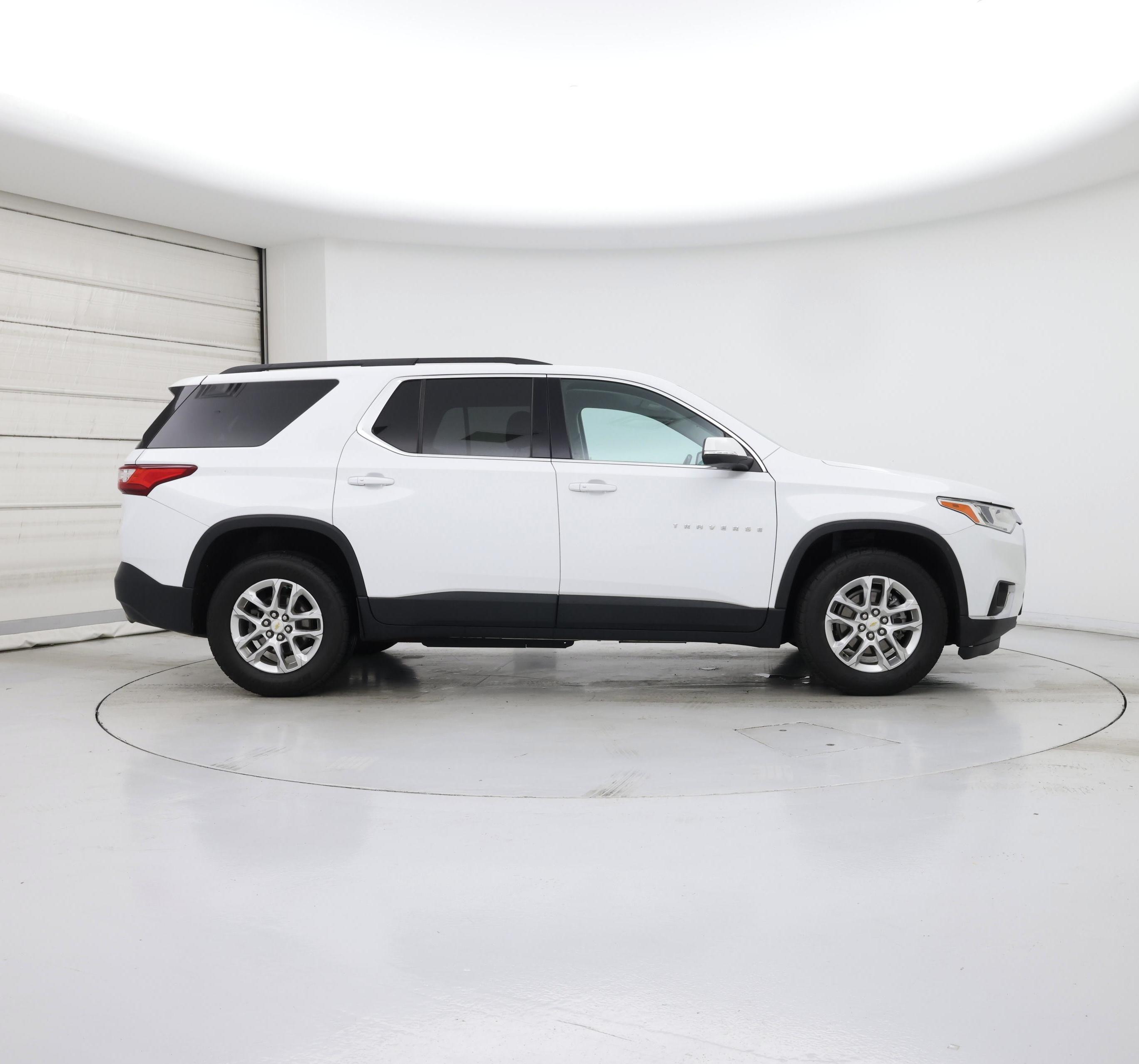 Thumbnail: 2021 Chevrolet Traverse - 7