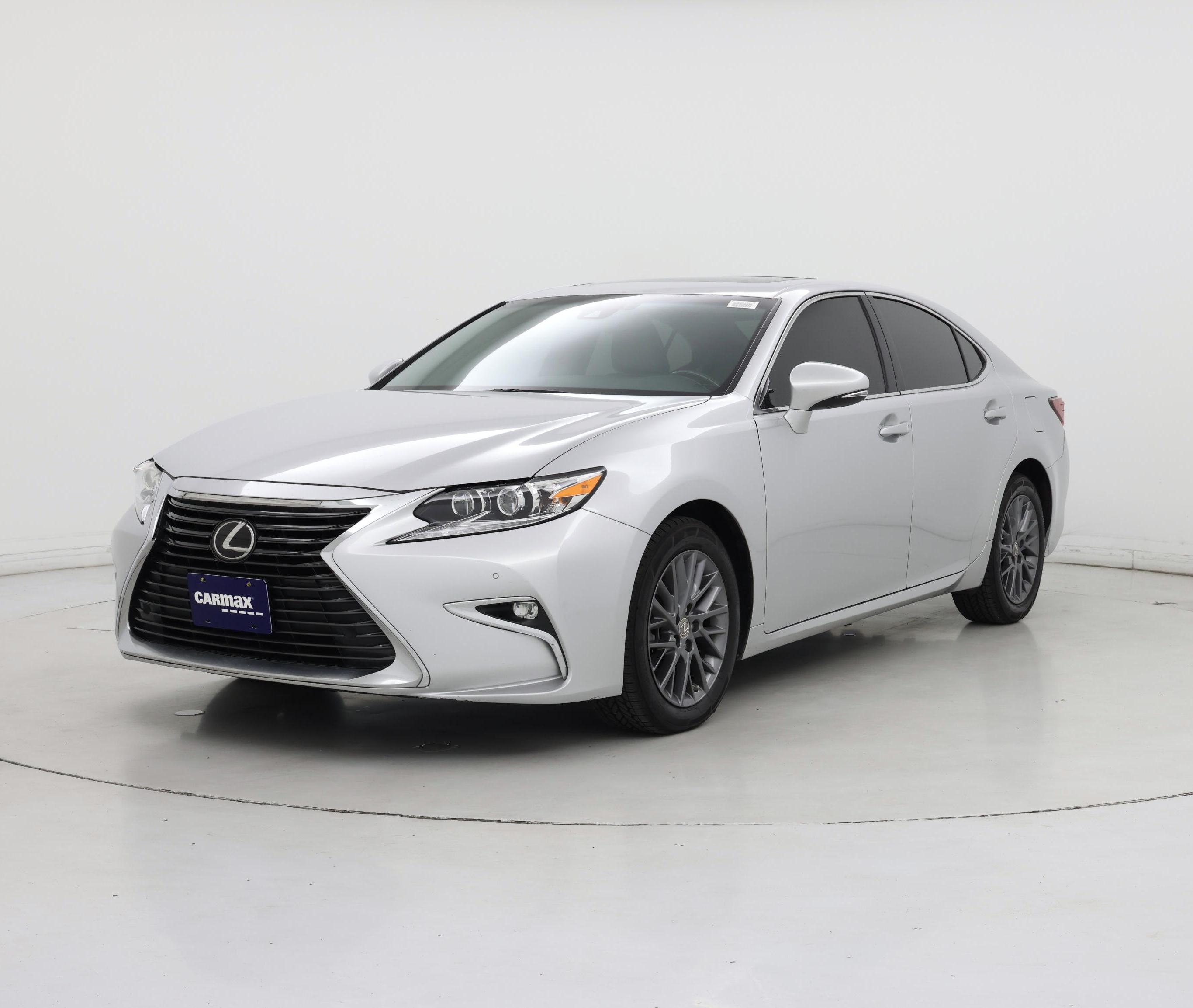 Thumbnail: 2018 Lexus ES - 4