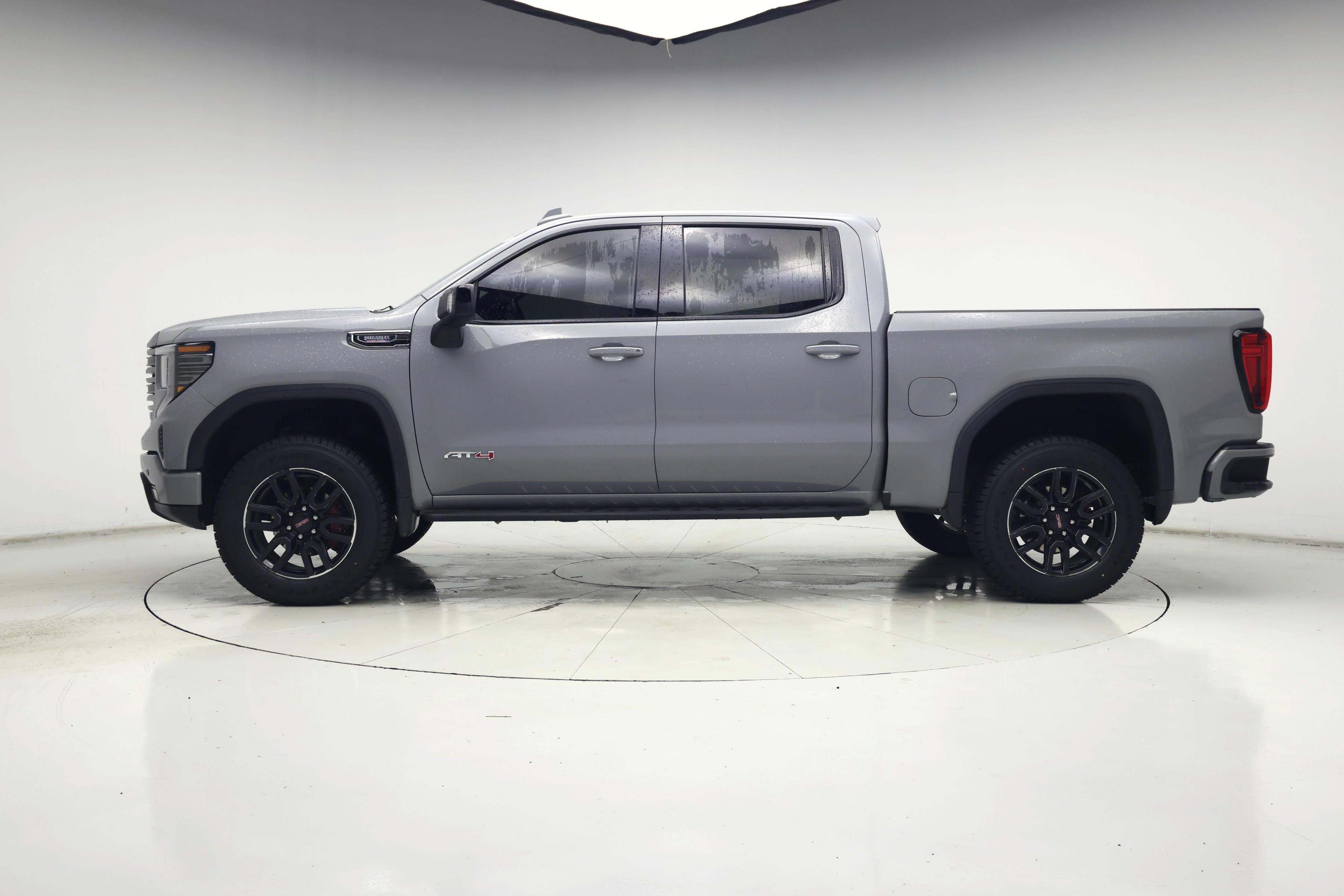 Thumbnail: 2024 GMC Sierra 1500 - 3
