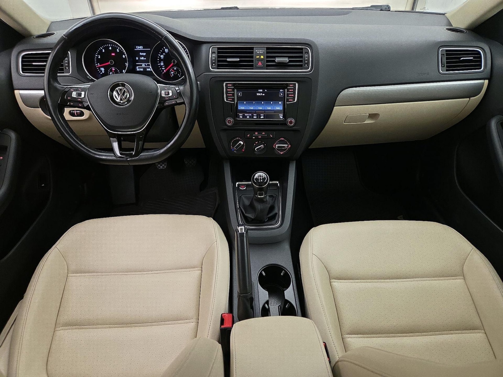 2017 Volkswagen Jetta SE - Photo 10